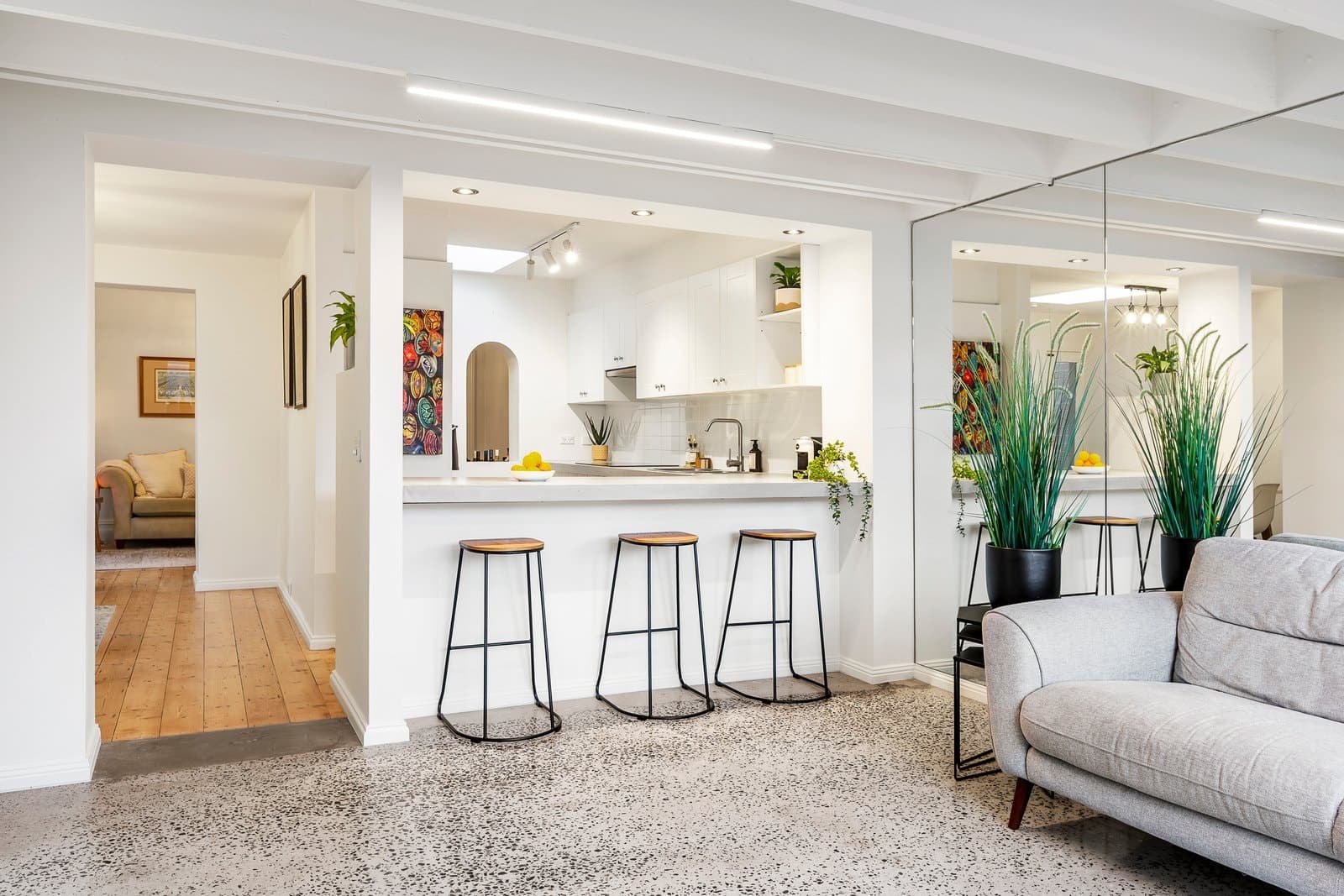 4 Lawes Street, Hawthorn - Thumbnail 3