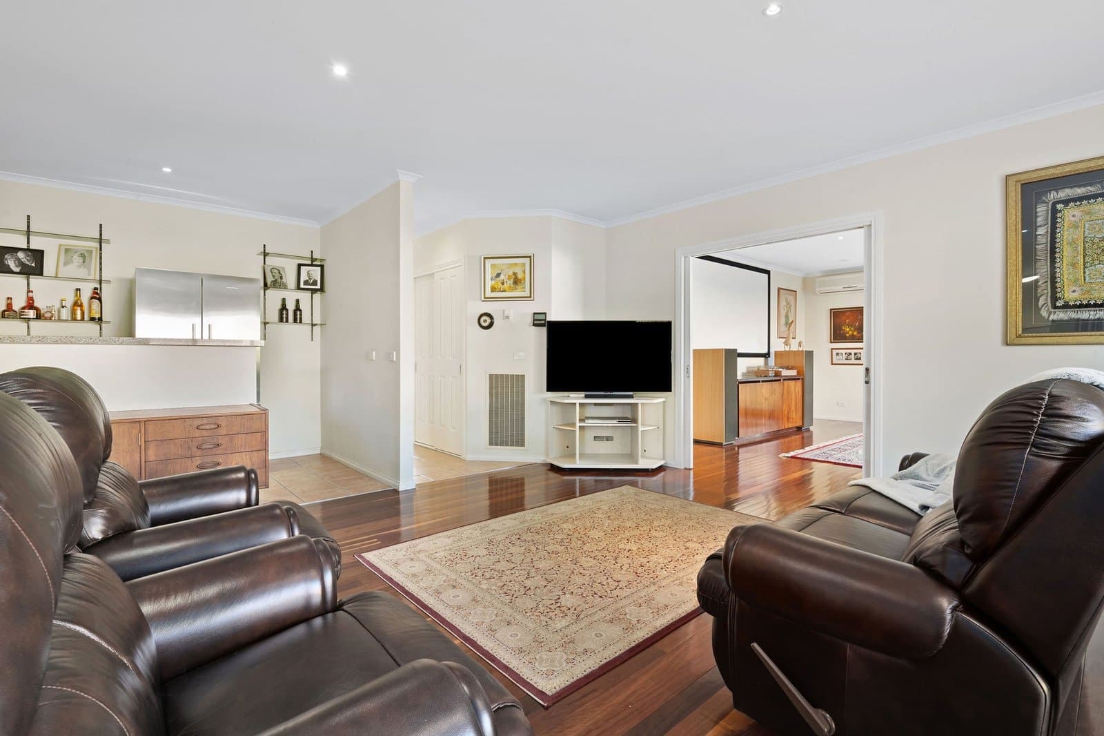 15 Aquarius Court, Mornington - Thumbnail 4
