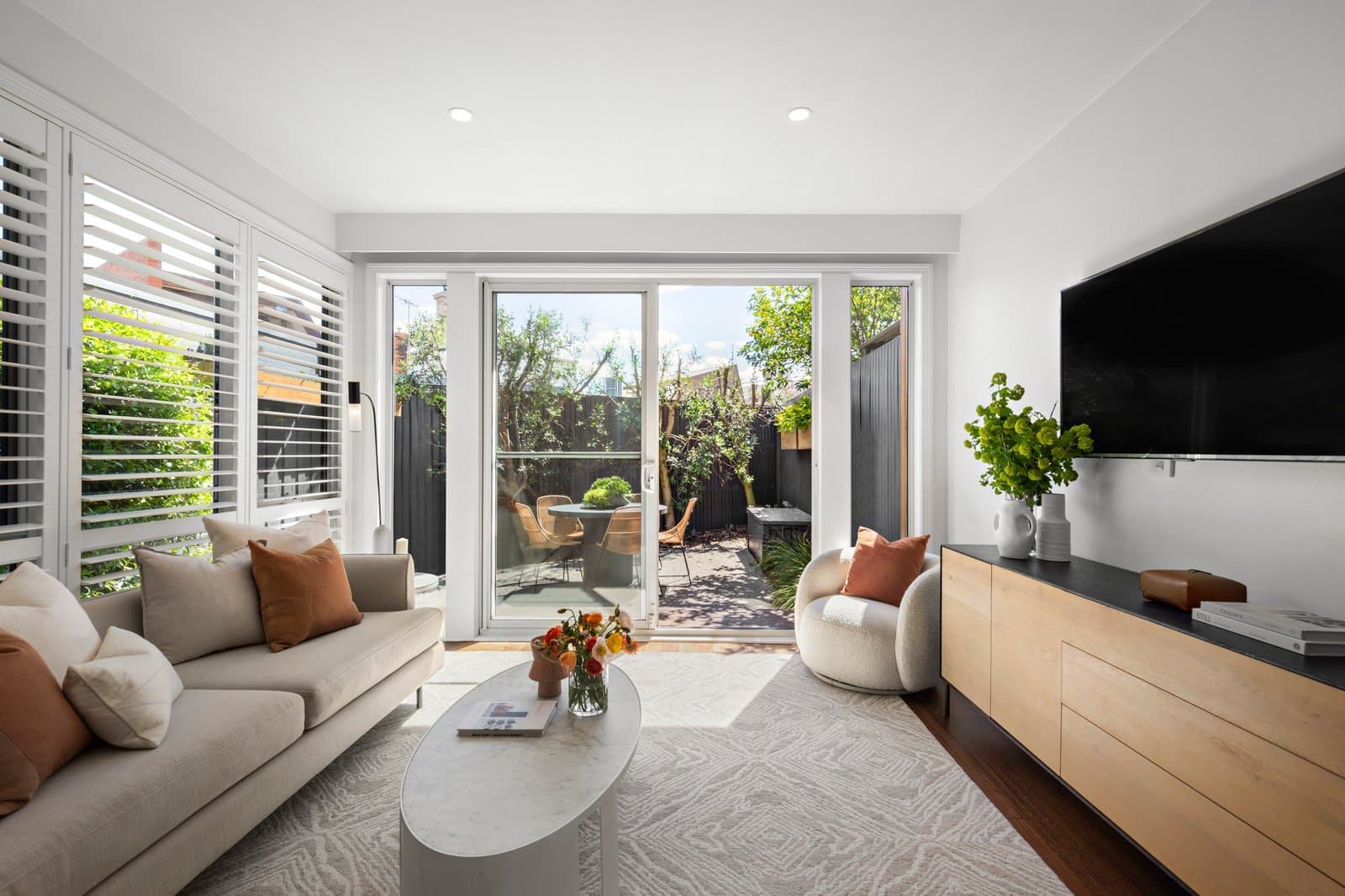 201 Pickles Street, Port Melbourne - Thumbnail 2