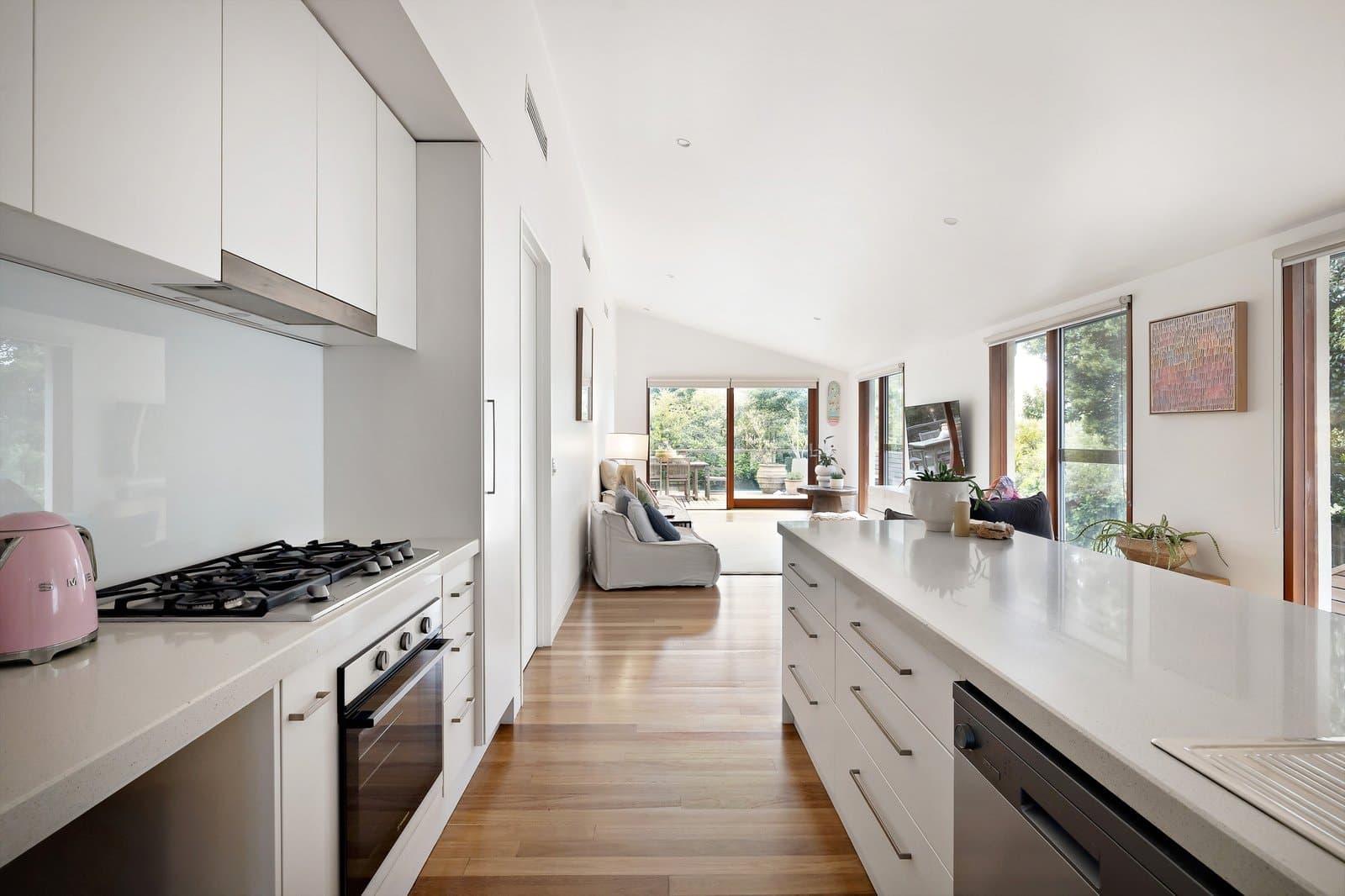 9 Dueran Street, Mount Eliza - Thumbnail 4