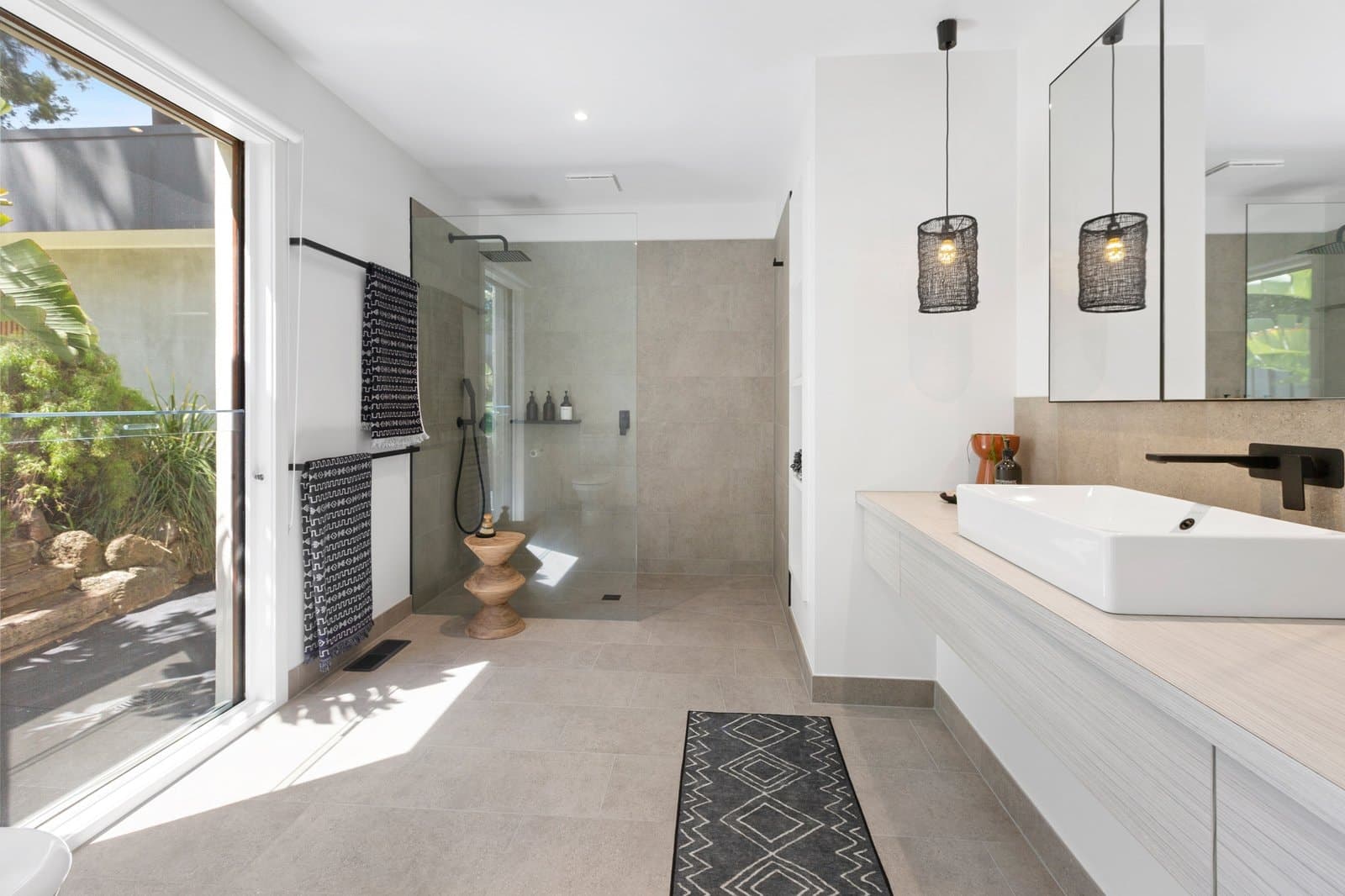 2 Harrison Court, Mornington - Thumbnail 3