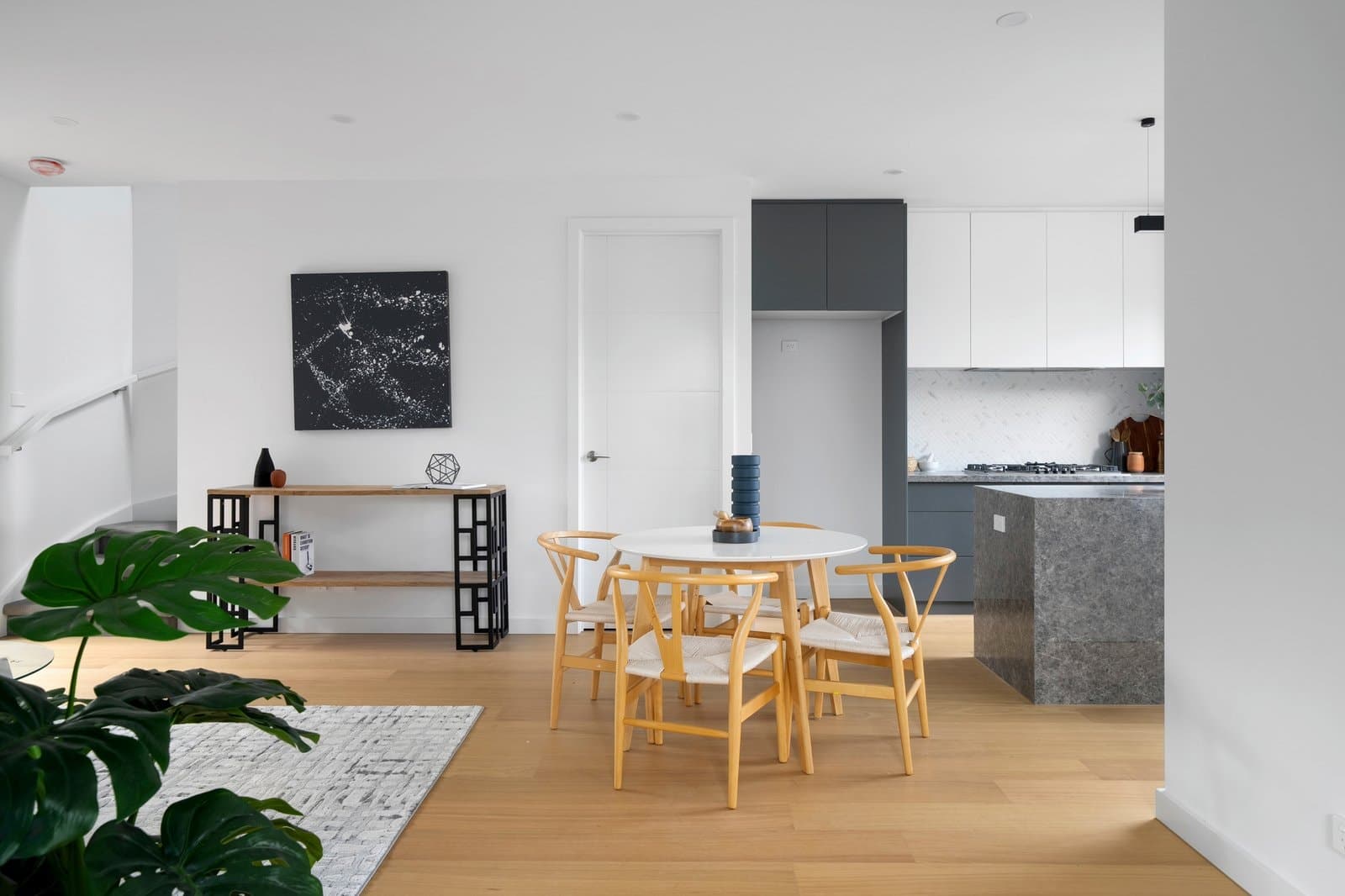 12B Morley Crescent, Box Hill North - Thumbnail 3