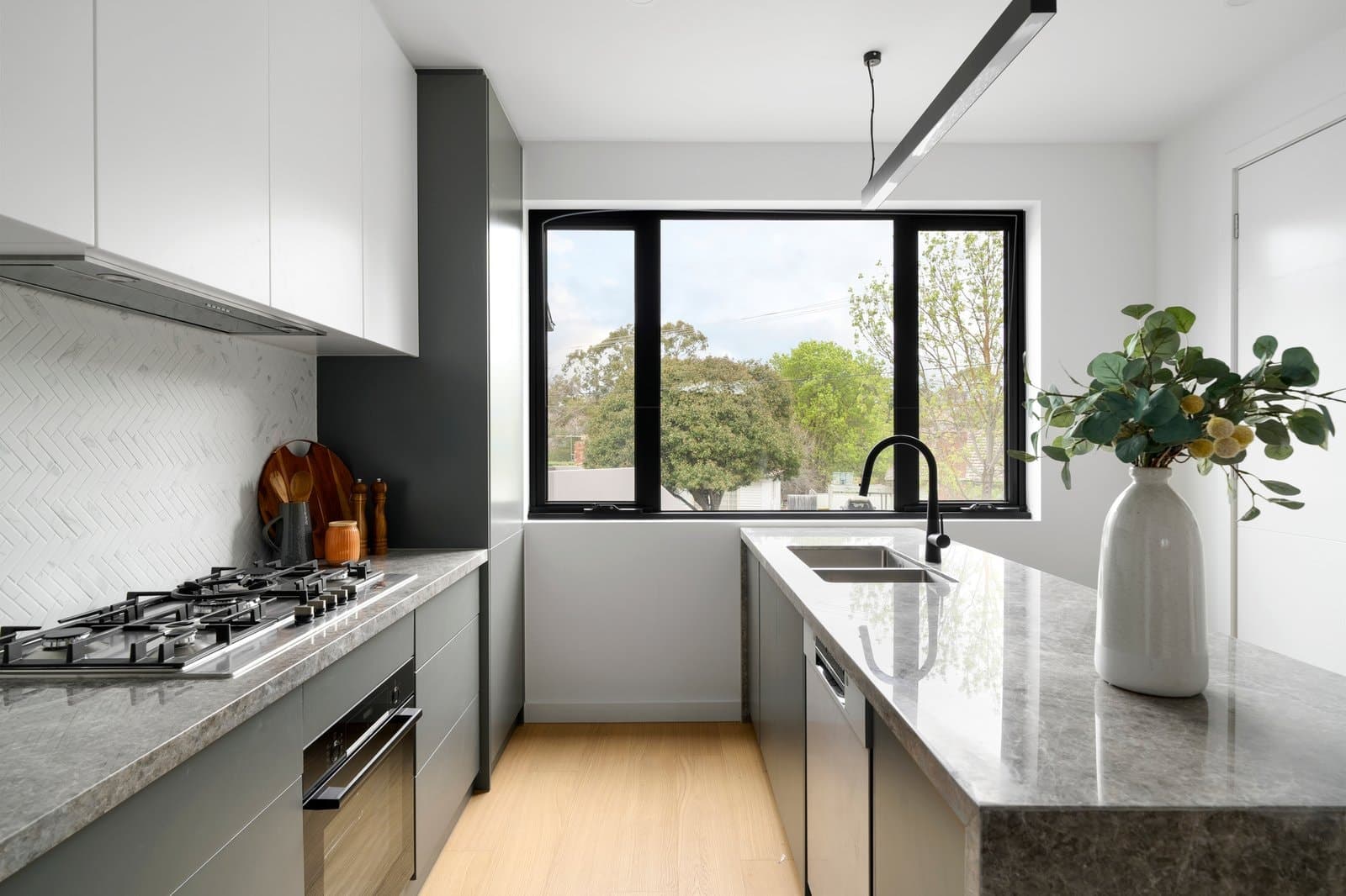 12B Morley Crescent, Box Hill North - Thumbnail 4