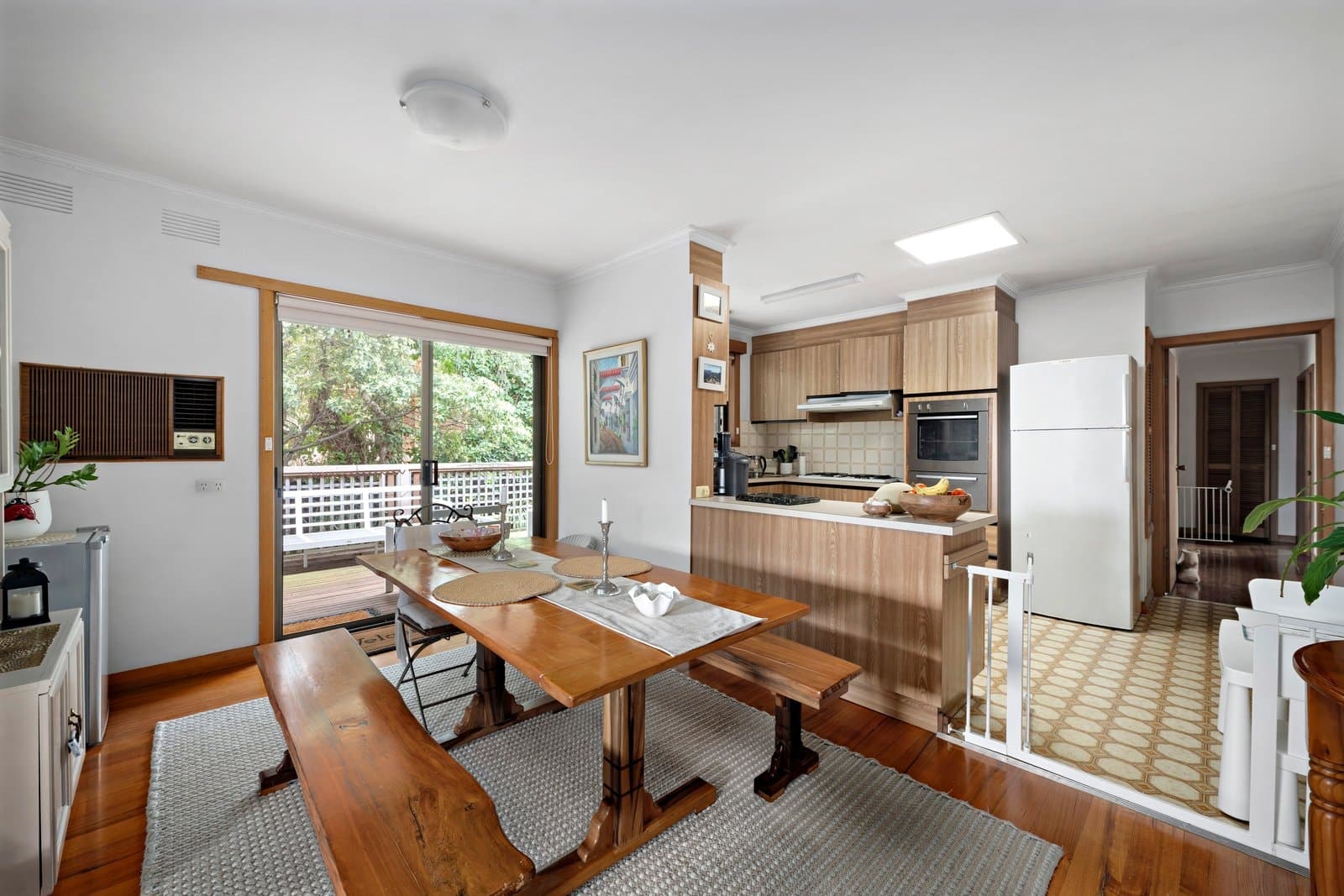 8 & 8A Belmont Avenue, Glen Iris - Thumbnail 3