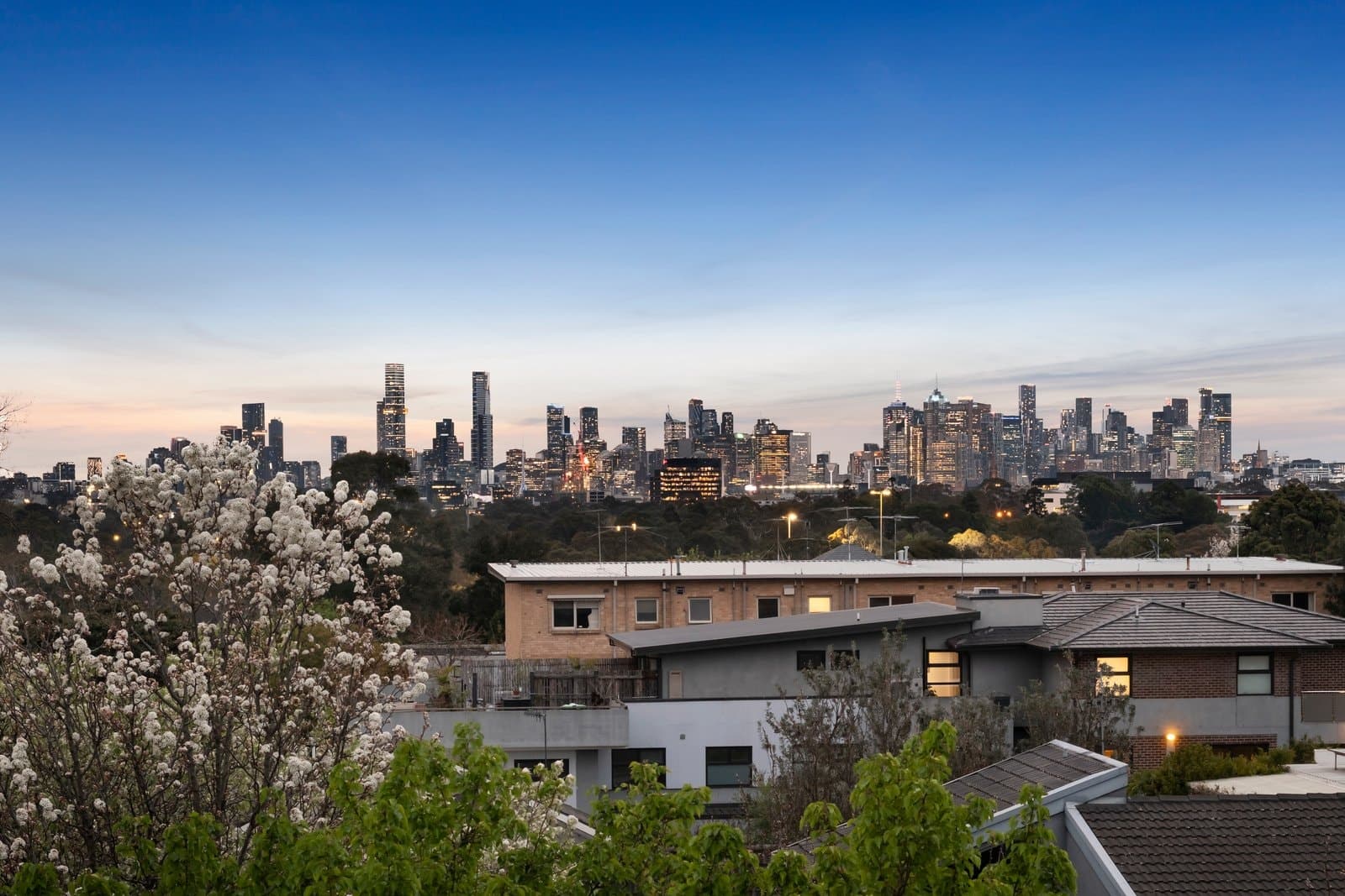 8/499 Glenferrie Road, Hawthorn - Thumbnail 2