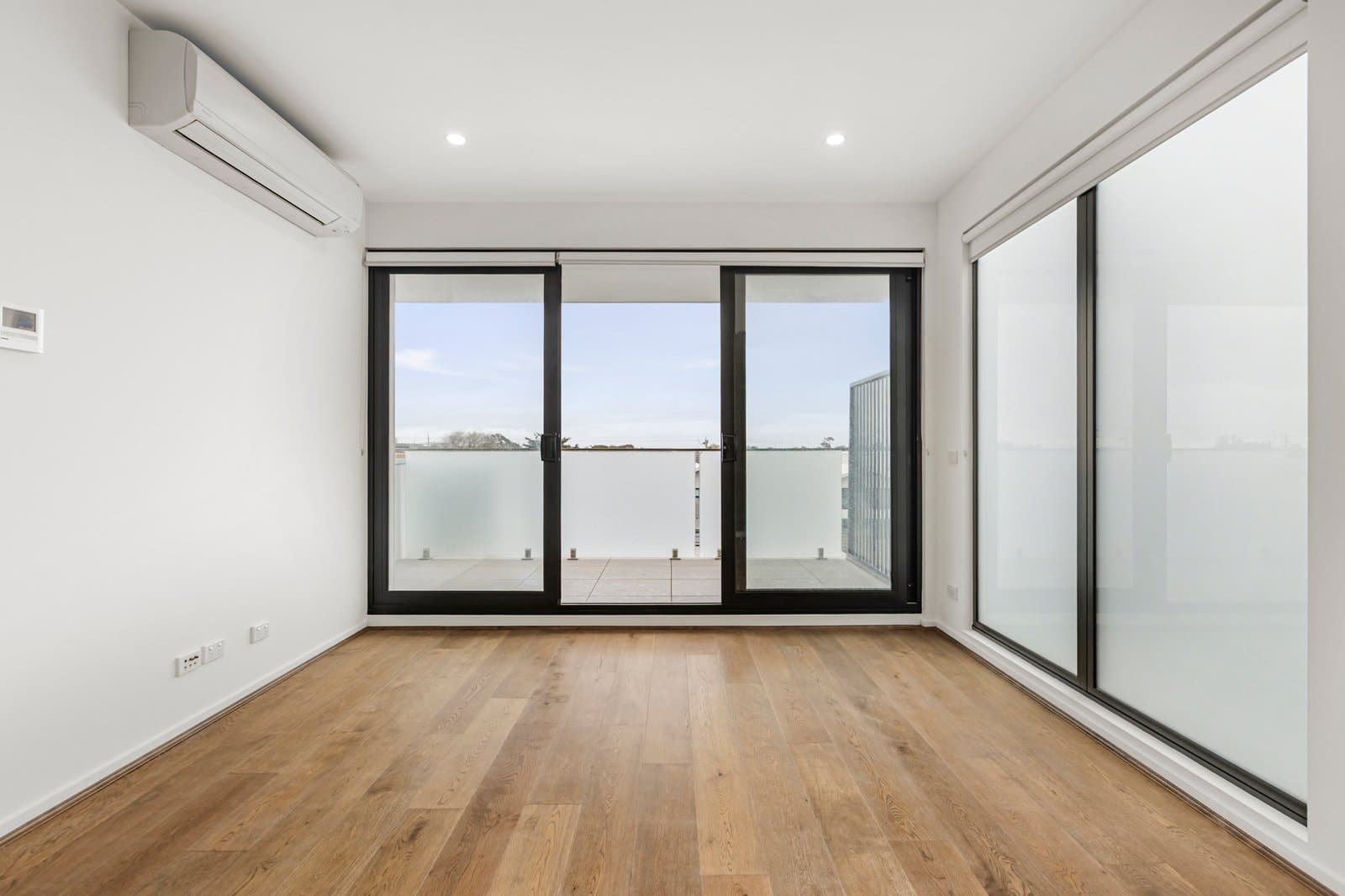 204/8 Clydebank Road, Edithvale - Thumbnail 3