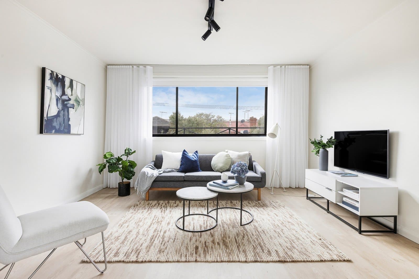 6/28 Patterson Street, Middle Park - Image 1