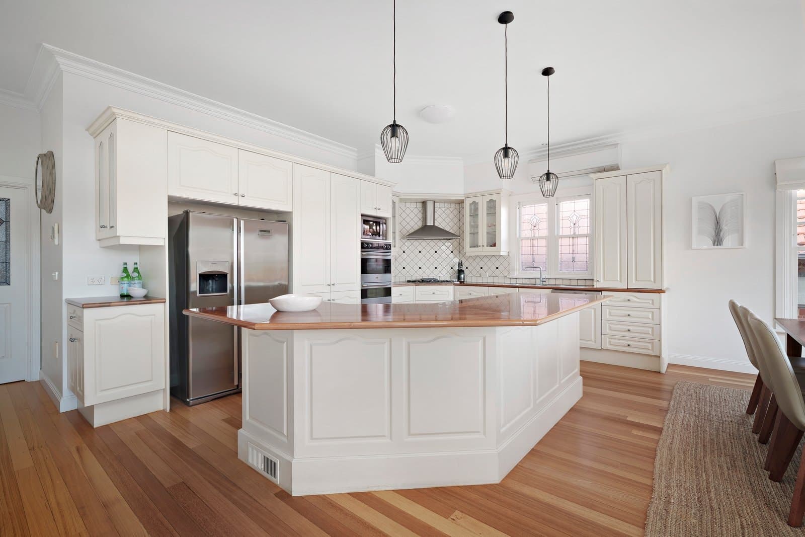 24 Grandview Road, Glen Iris - Thumbnail 4