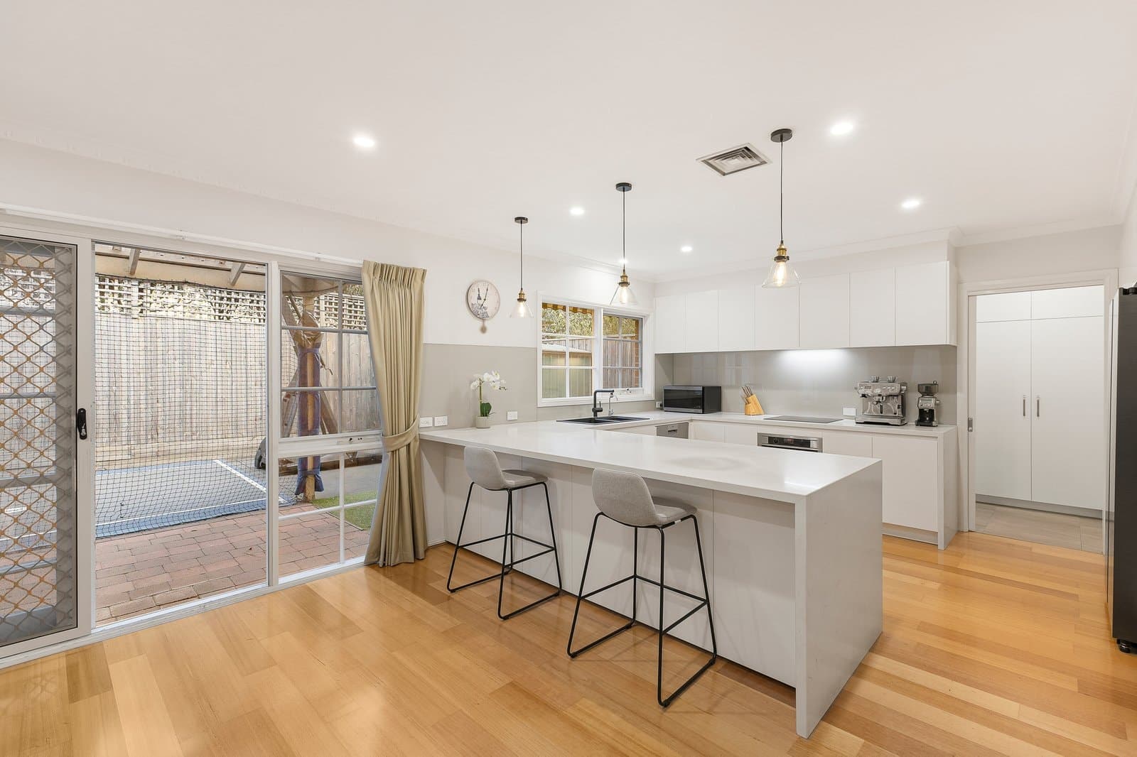 1/2 Penrhyn Avenue, Glen Iris - Thumbnail 4