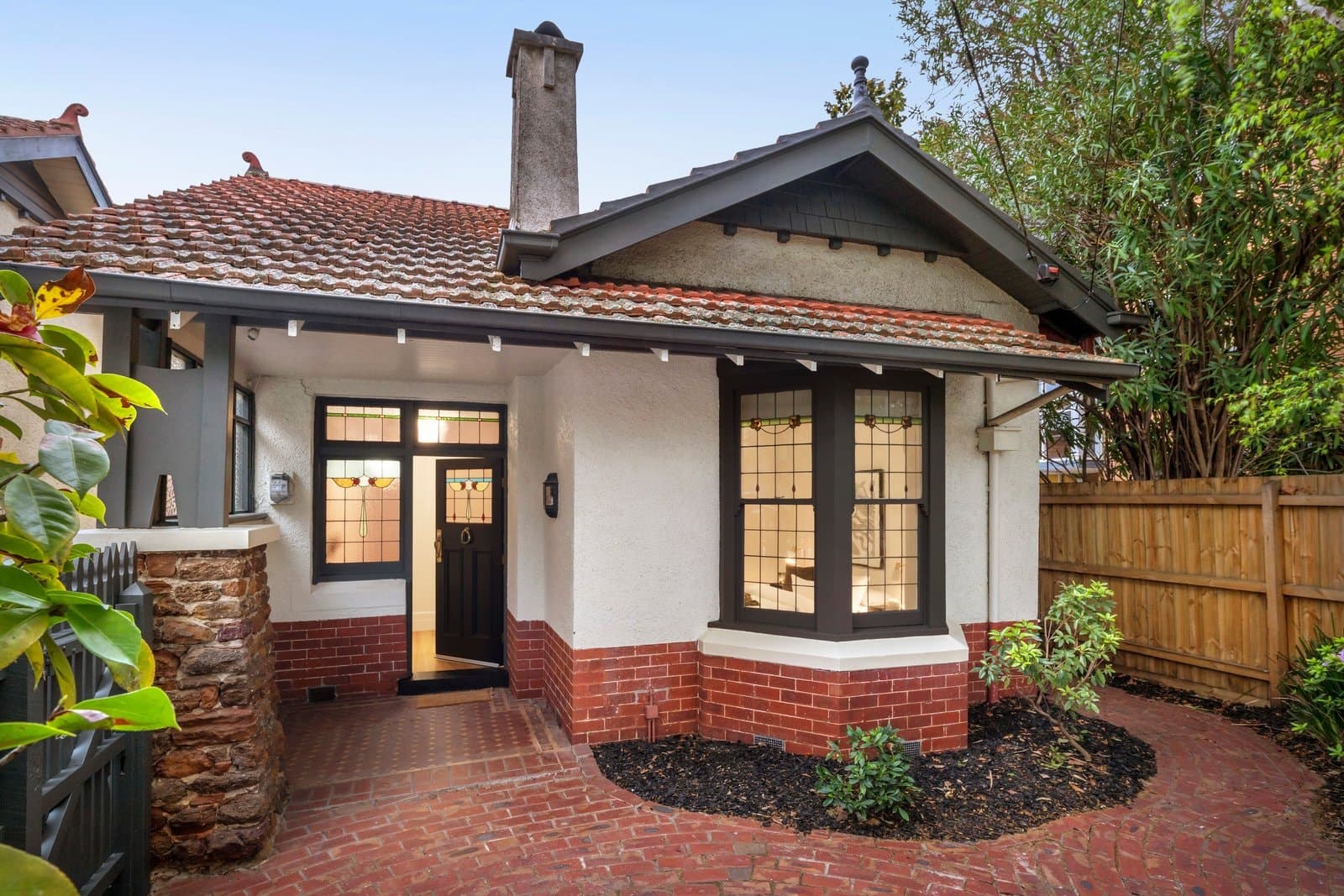 433 St Kilda Street, Elwood - Image 1