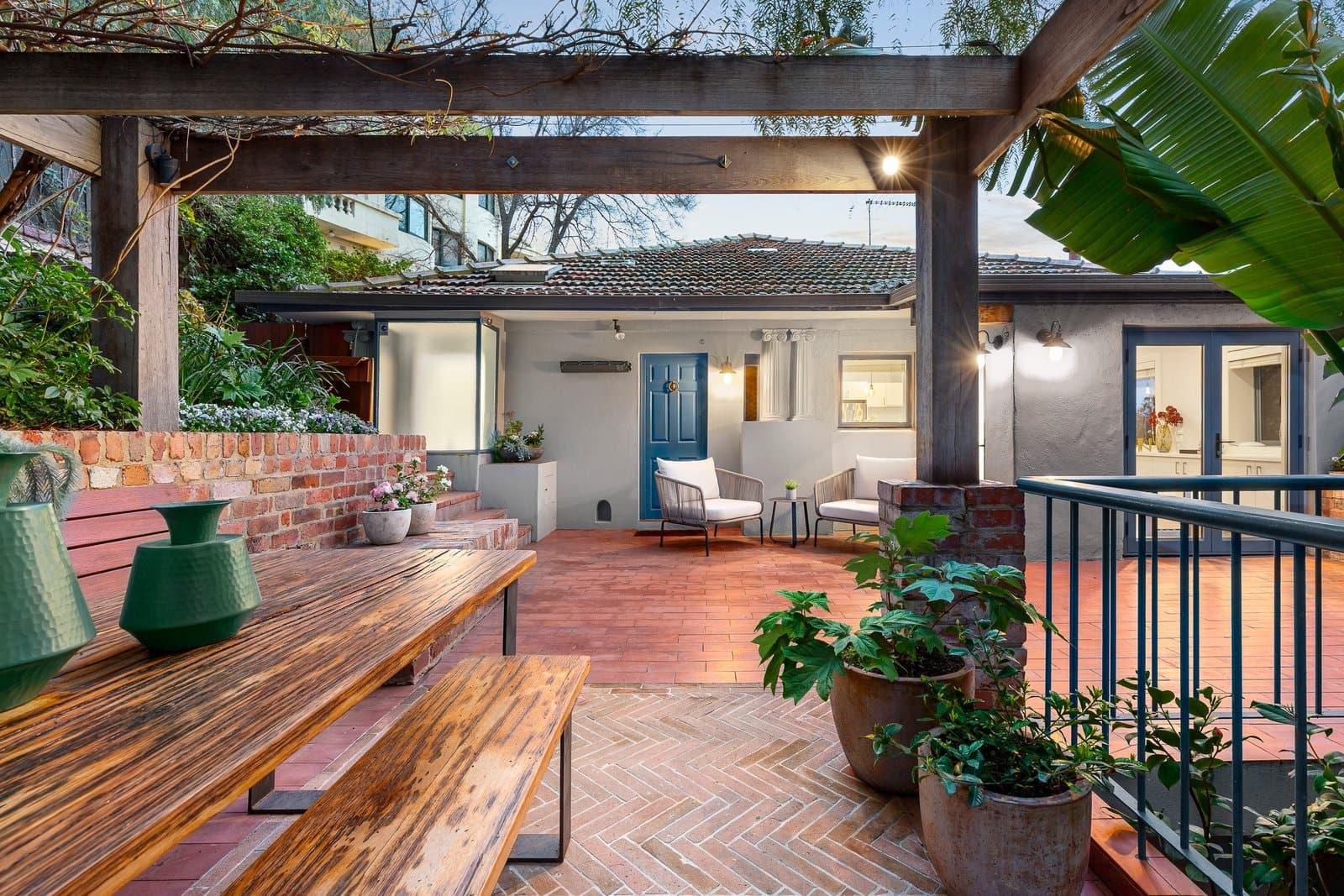 1/65 Alexandra Avenue, South Yarra - Thumbnail 2