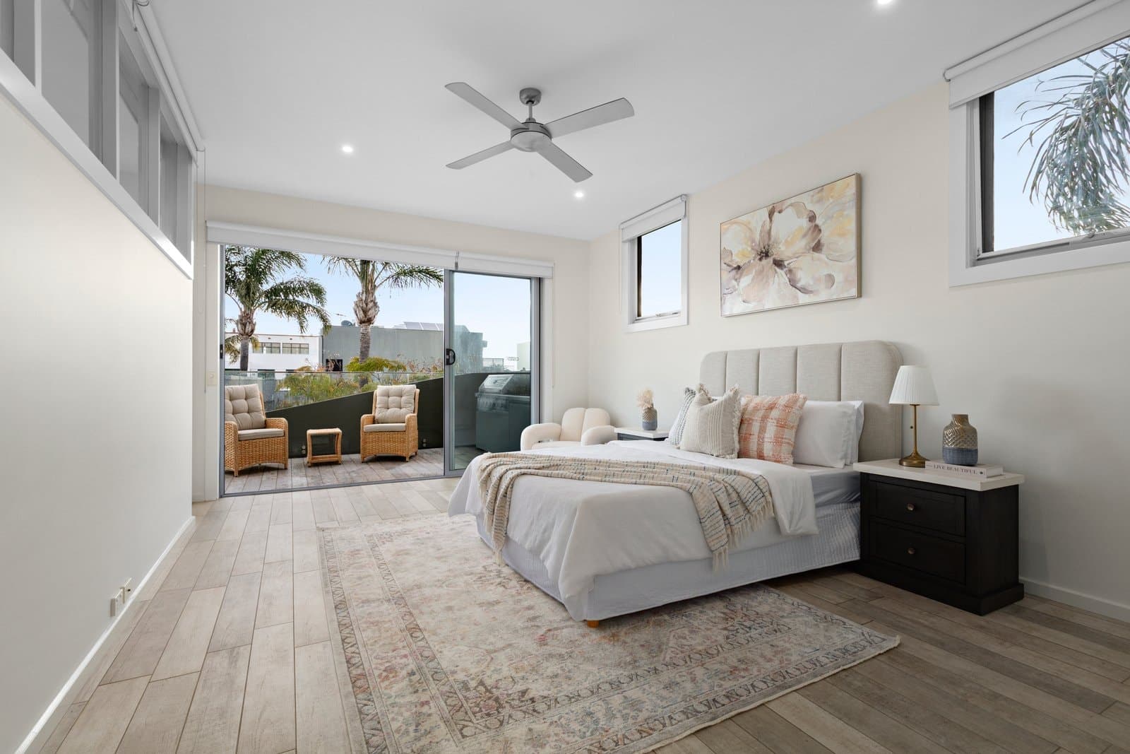 24/15 Beach Street, Port Melbourne - Thumbnail 8