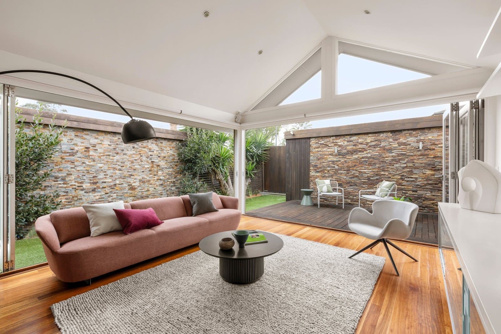 35 Durrant Street, Brighton - Thumbnail 3