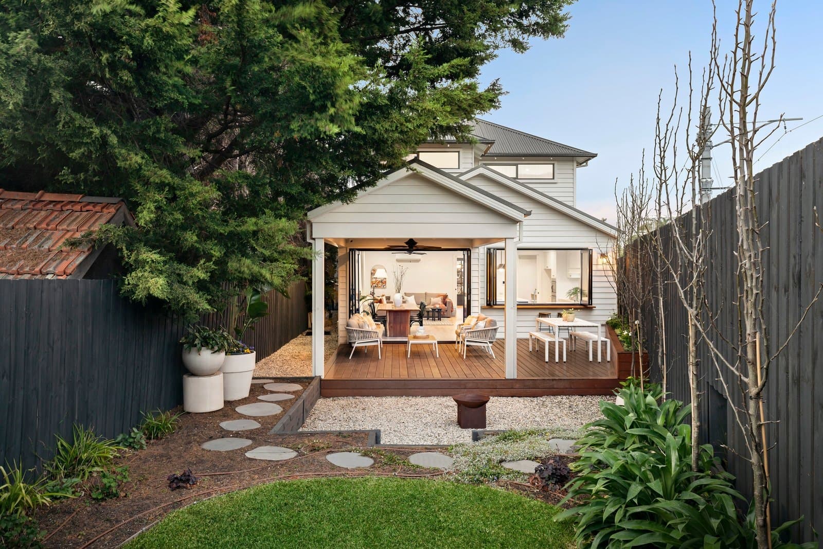 16A Kinane Street, Brighton - Thumbnail 2
