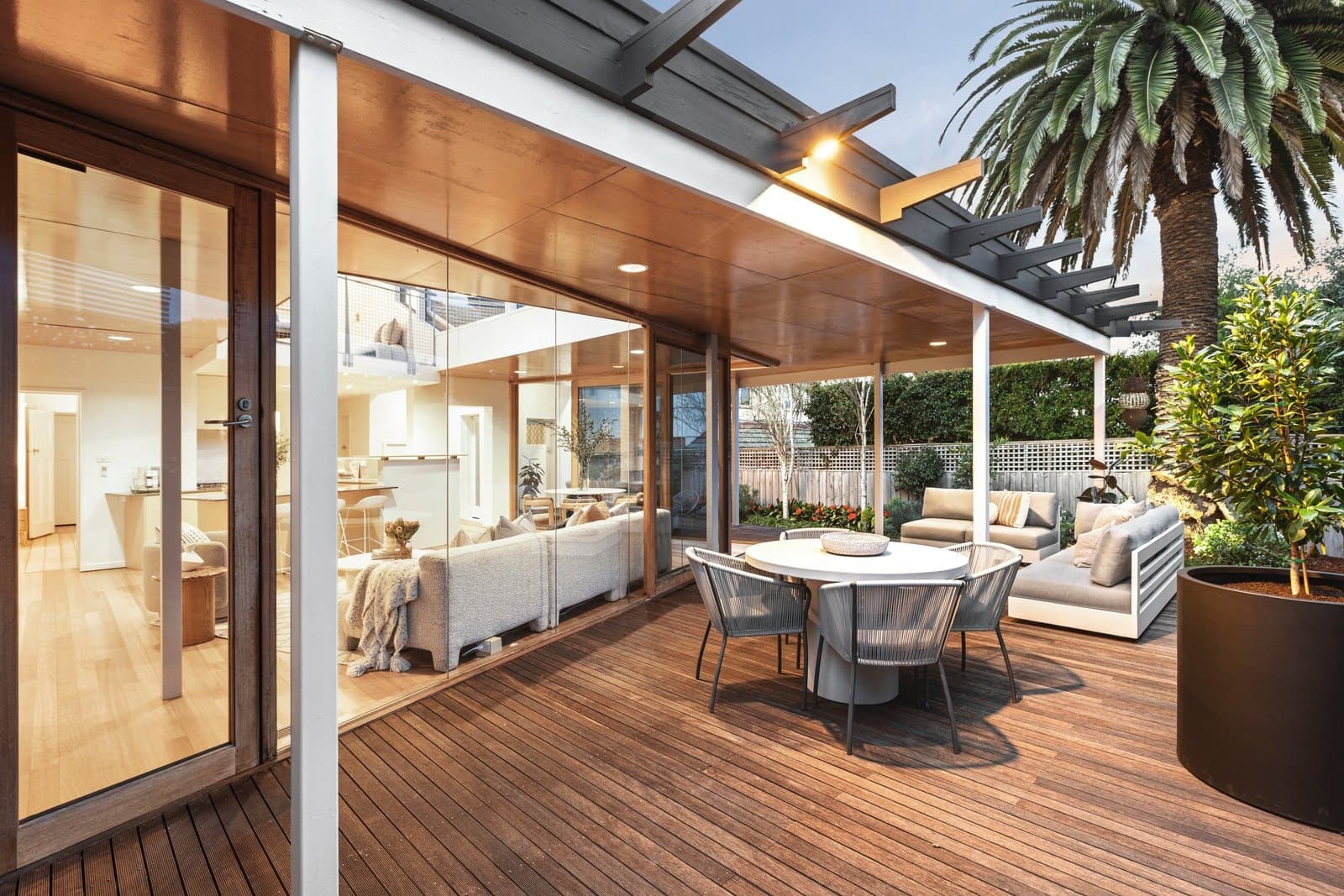 100 Normanby Road, Kew - Thumbnail 3