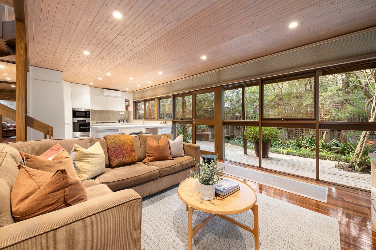 67 Gladstone Street, Kew - Thumbnail 2