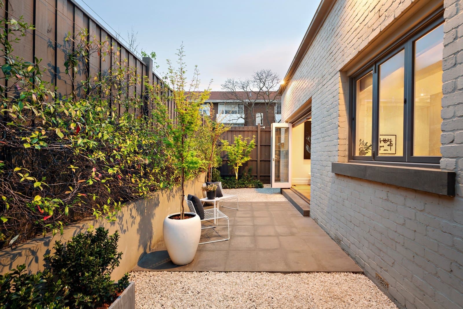 76 Hawksburn Road, South Yarra - Thumbnail 8