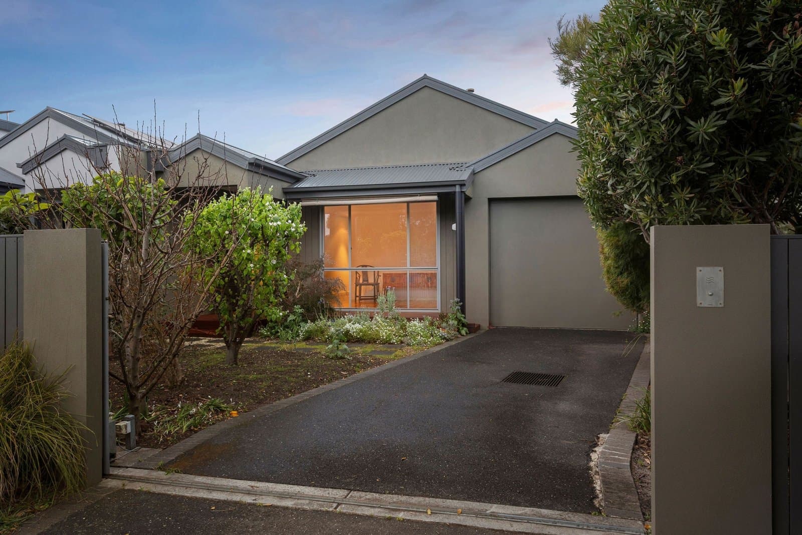 34 Dava Drive, Mornington - Image 1