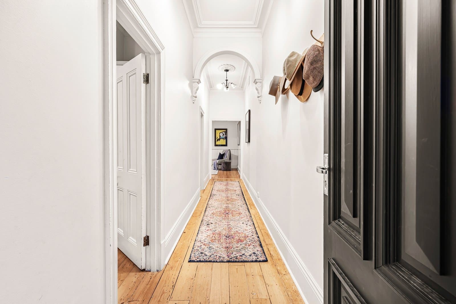 16 Tennyson Street, Kew - Thumbnail 2