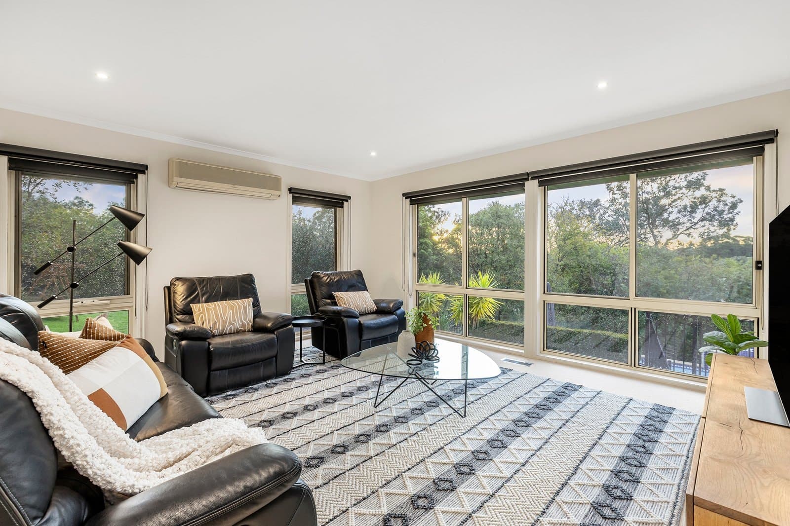 88 Smedley Road, Park Orchards - Thumbnail 7