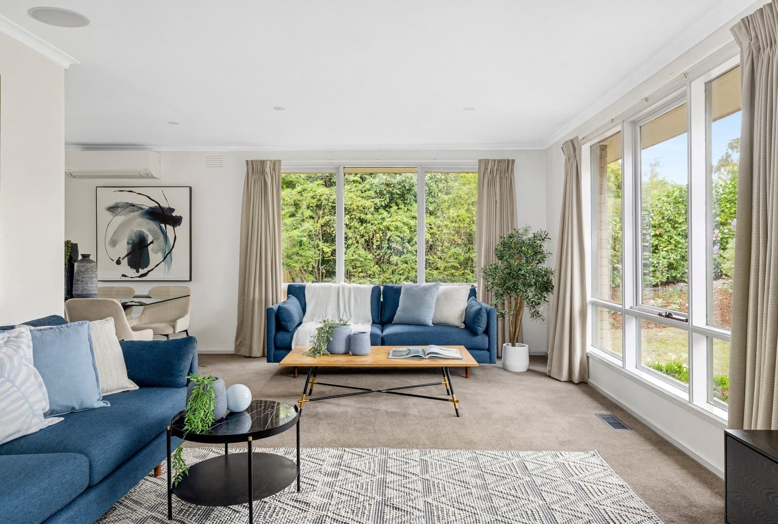 5 Ashton Close, Ringwood - Thumbnail 2