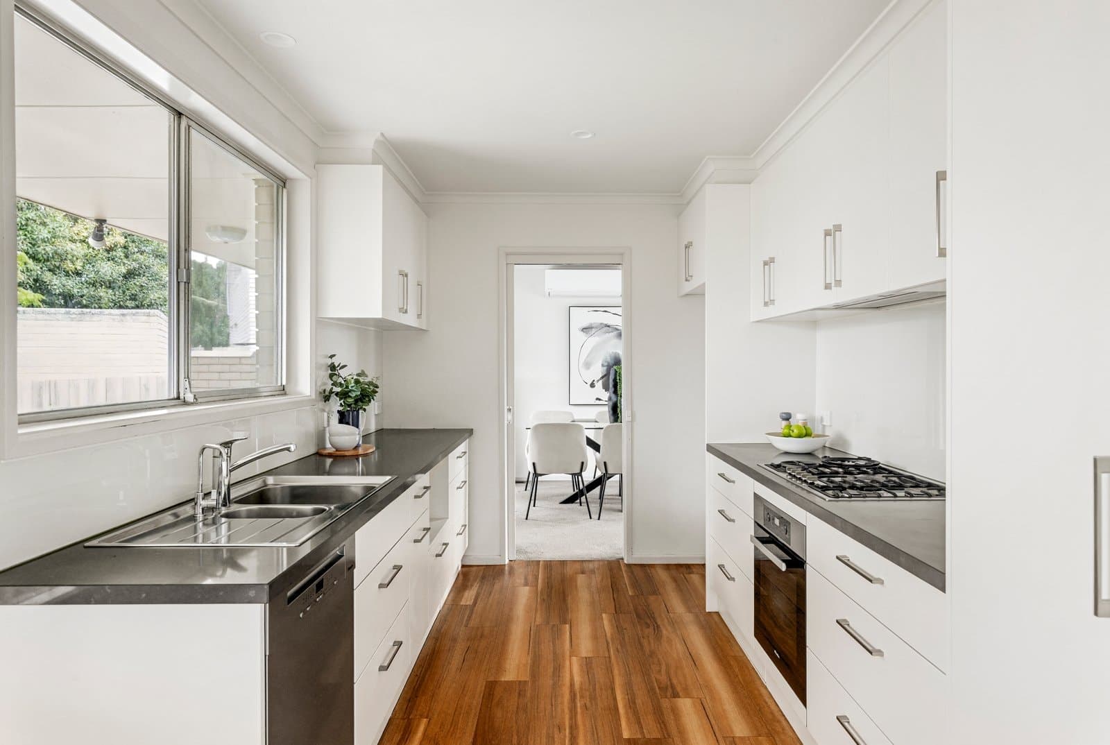 5 Ashton Close, Ringwood - Thumbnail 4