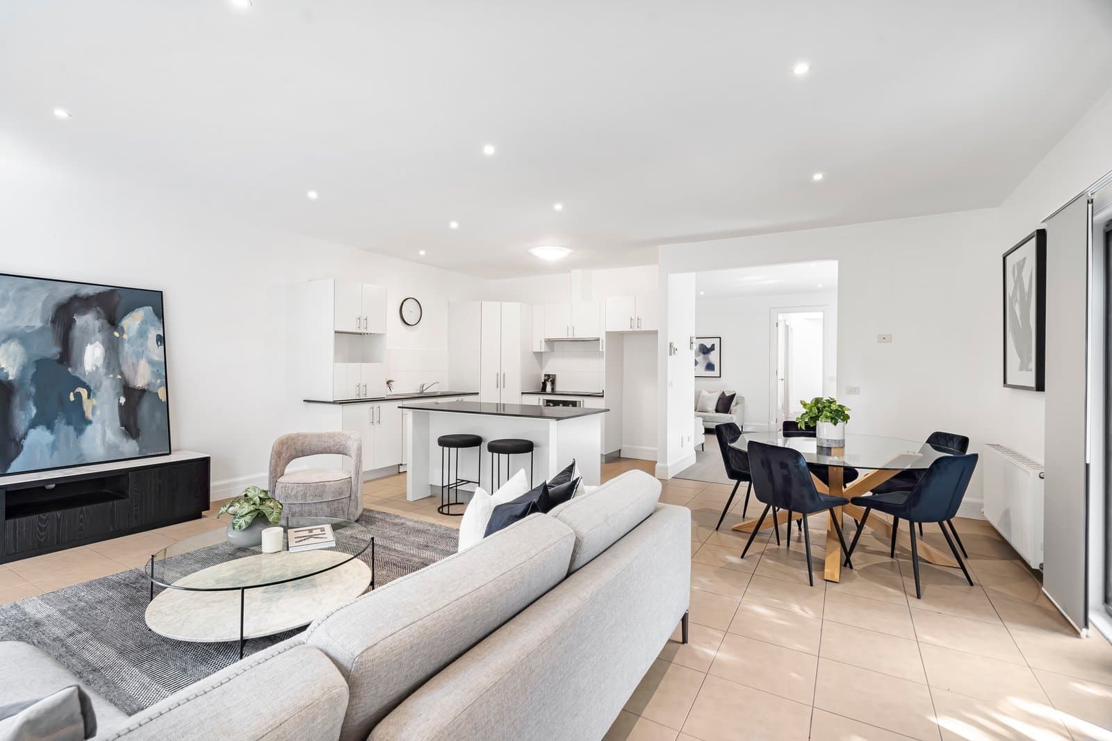 731 Canterbury Road, Surrey Hills - Thumbnail 3