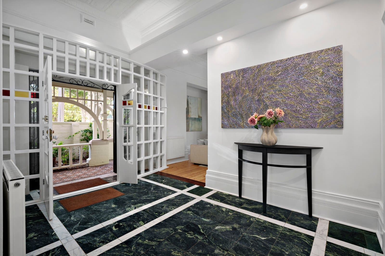 124 Canterbury Road, Middle Park - Thumbnail 3