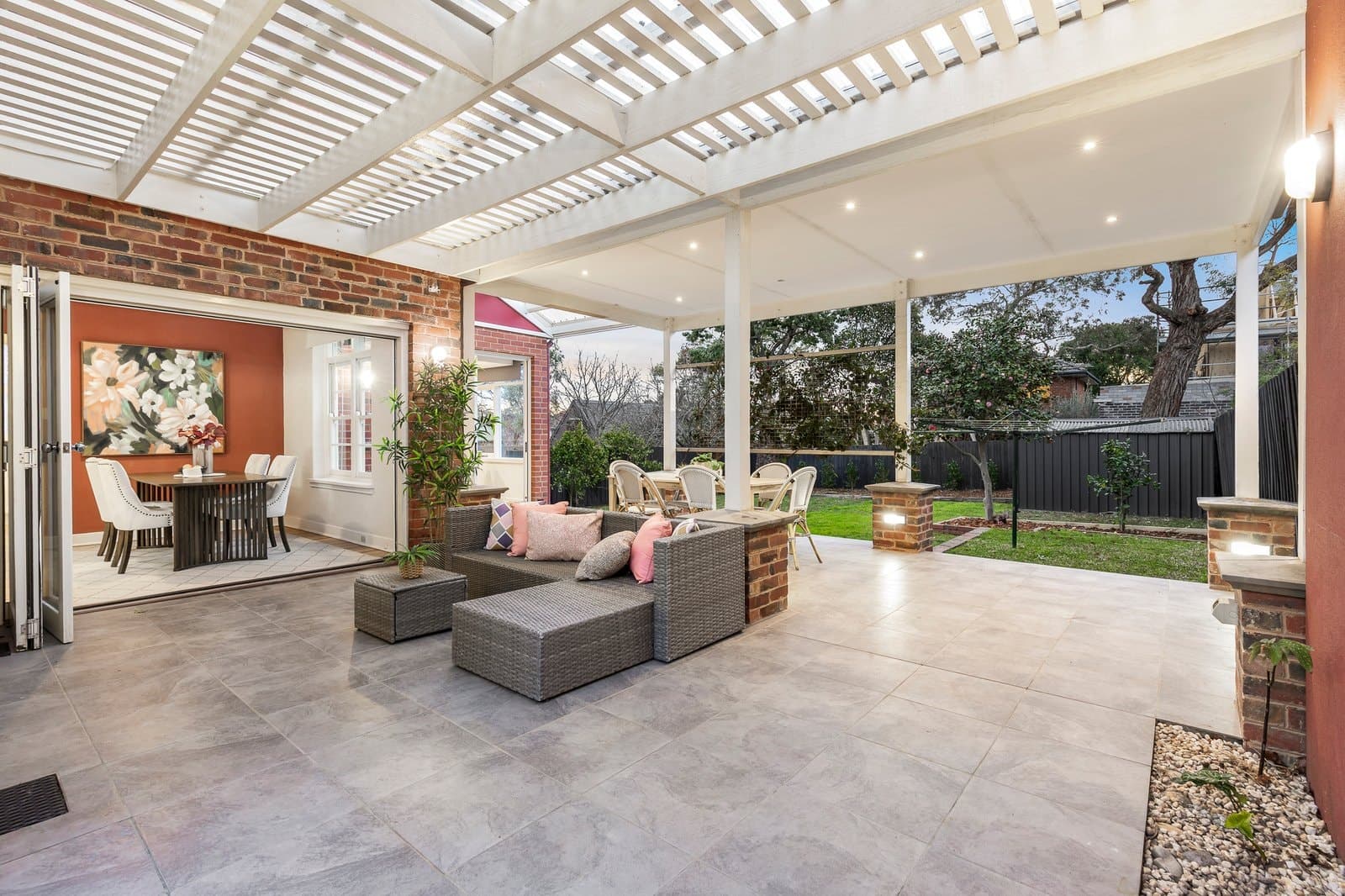 38 Chaleyer Street, Glen Iris - Thumbnail 3