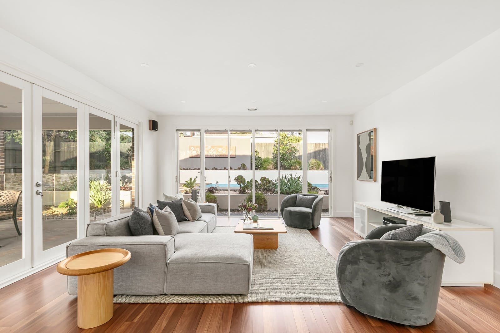 19 Howie Street, Glen Iris - Thumbnail 4