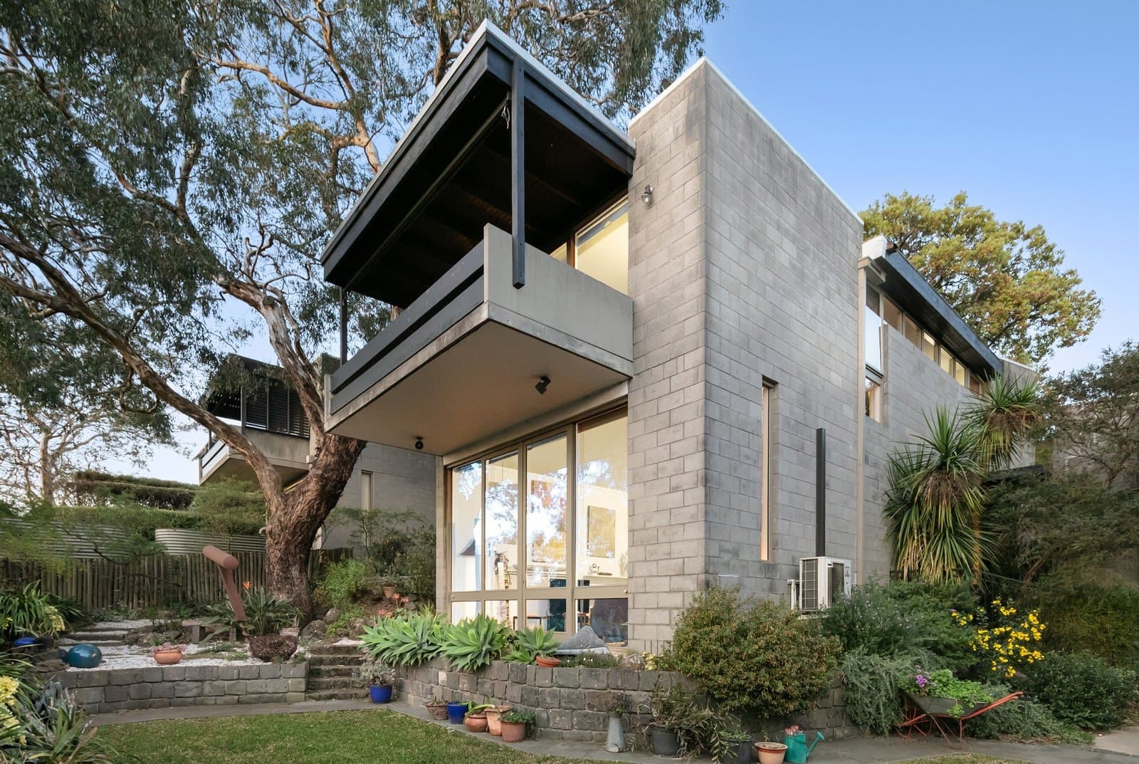 1/76 Molesworth Street, Kew - Thumbnail 2