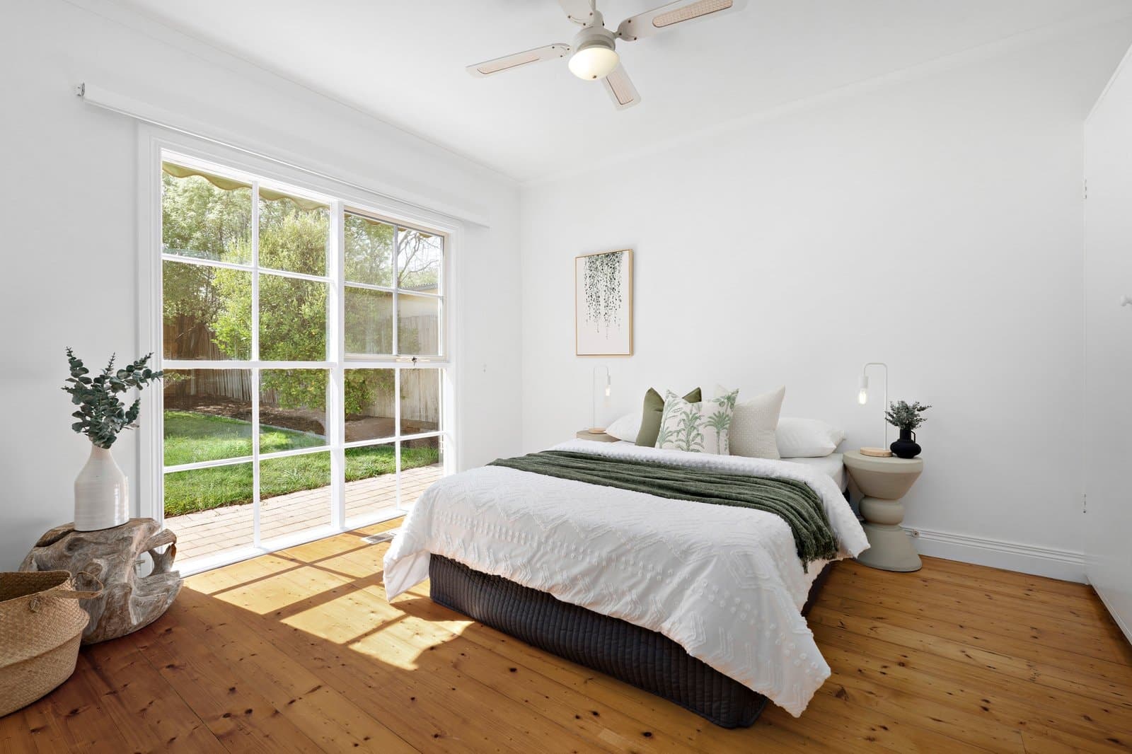 7 Myrtle Road, Hampton - Thumbnail 5