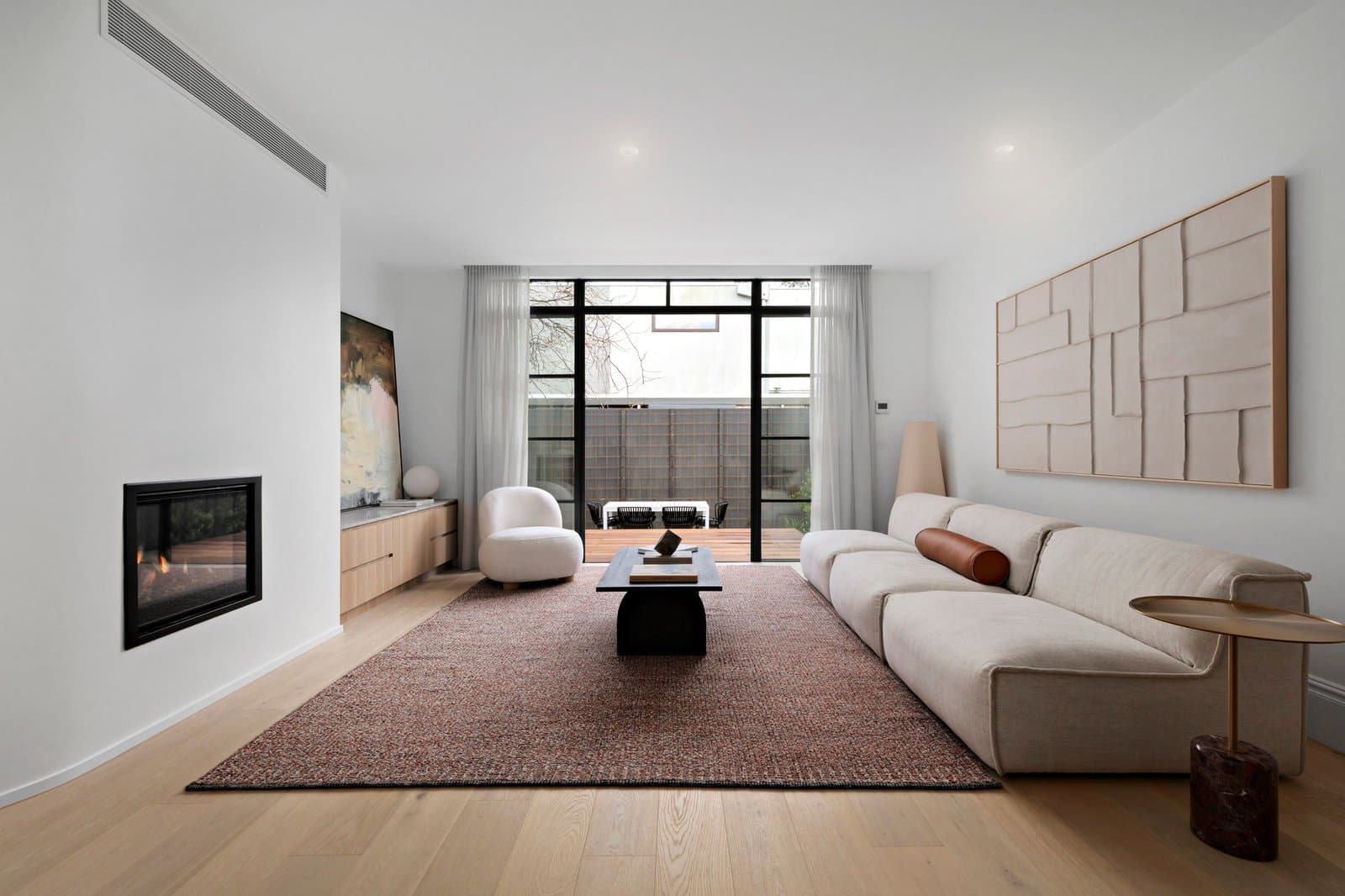 39 Surrey Road, South Yarra - Thumbnail 3