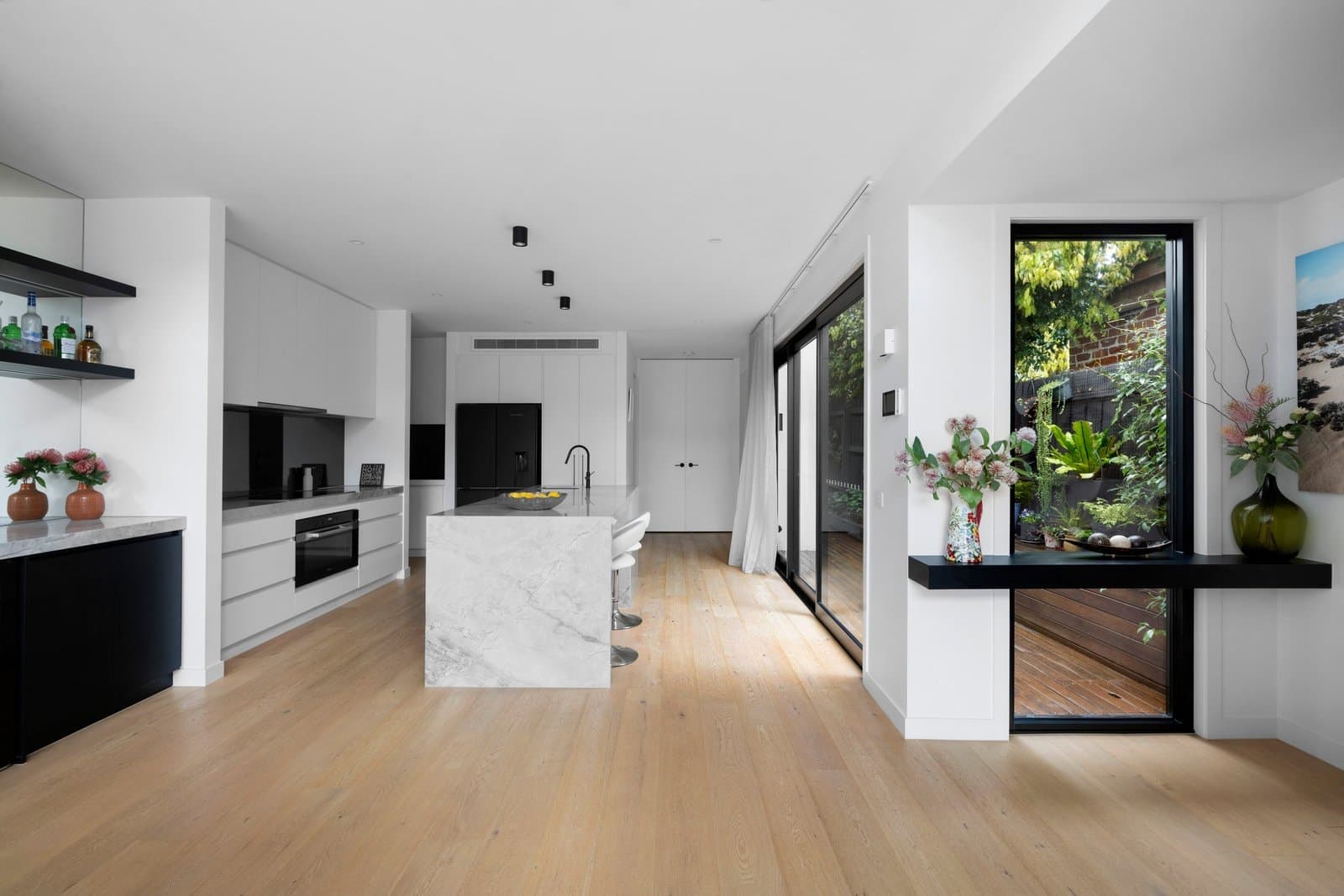 2B May Street, Mornington - Thumbnail 5