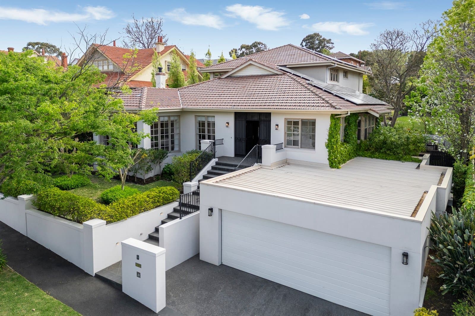 9 Boyanda Road, Glen Iris - Image 1