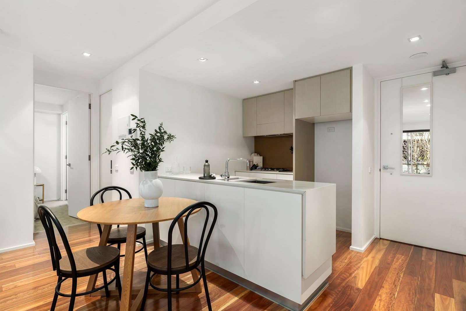 202/59 Coppin Street, Richmond - Thumbnail 2