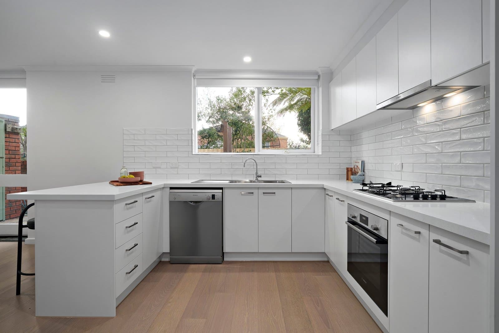 6/278 Cotham Road, Kew - Thumbnail 2