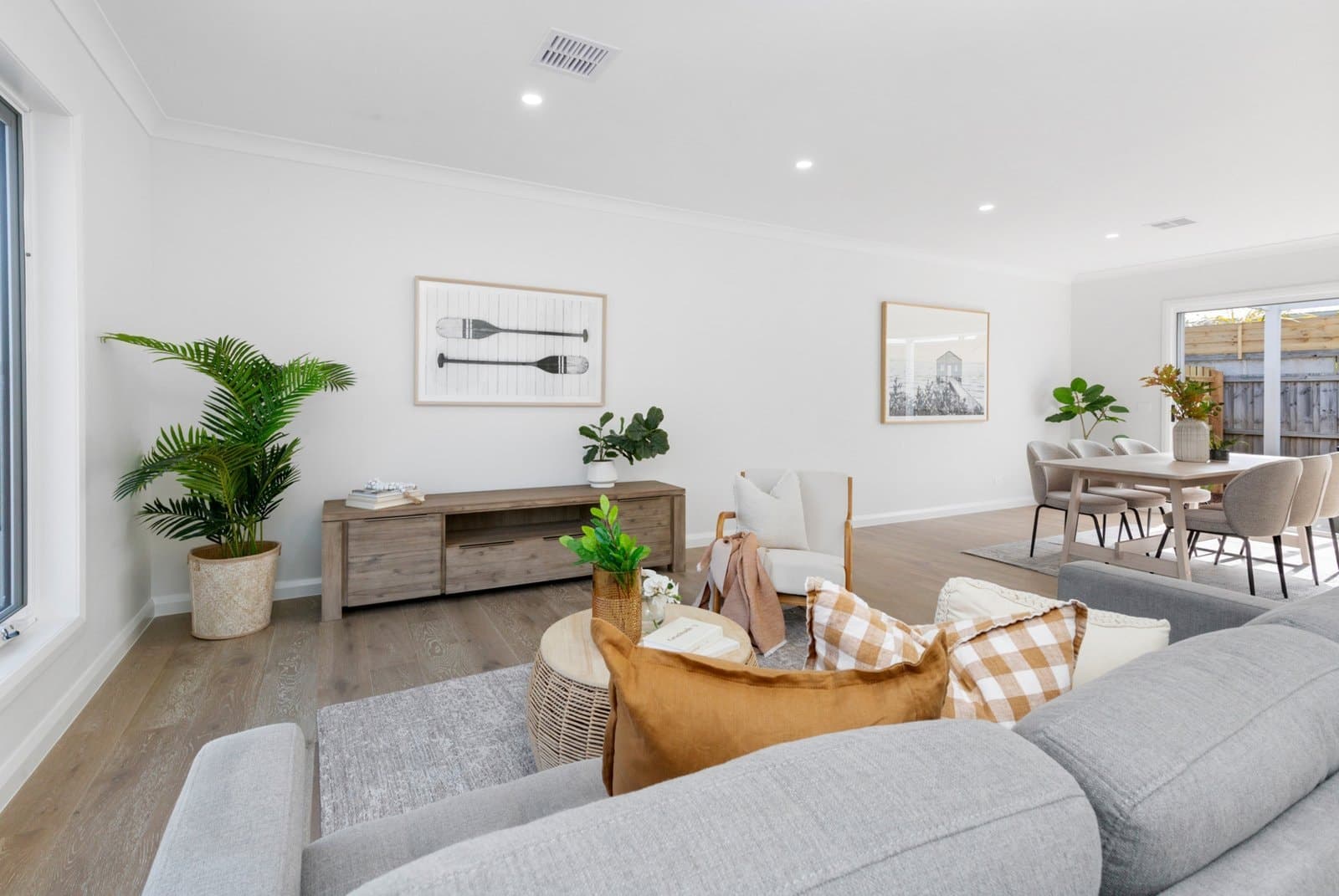 2/12 Coonara Avenue, Mount Eliza - Thumbnail 6