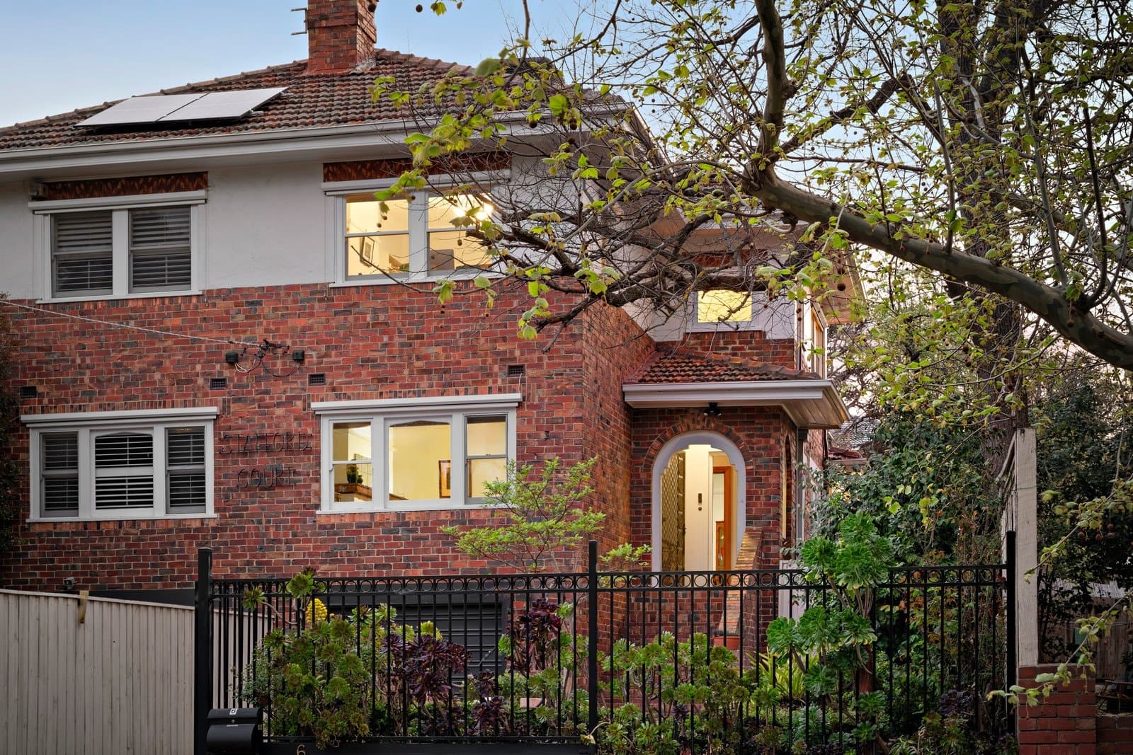 6 Warra Street, Toorak - Image 1