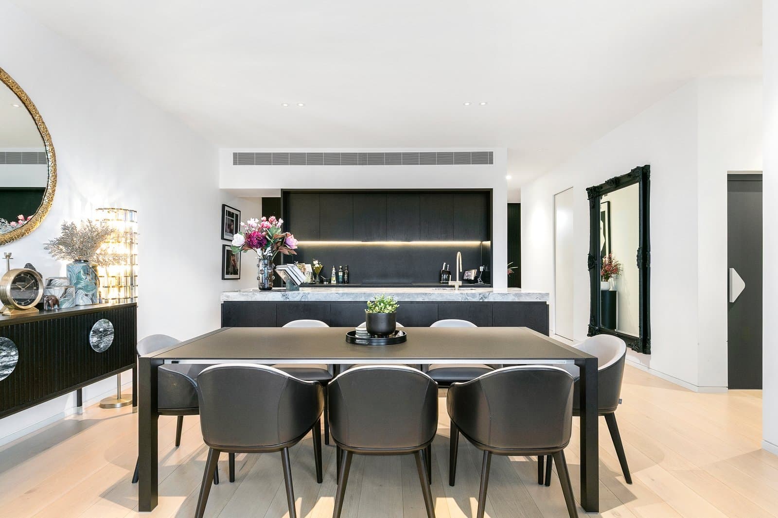 4 Dunlop Avenue, Kew - Thumbnail 3