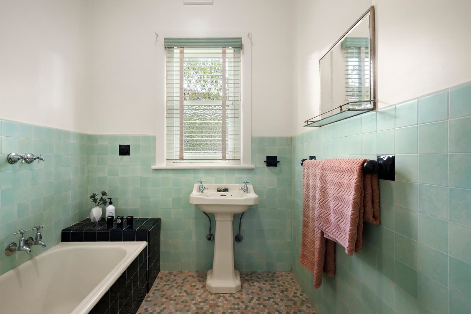 76 Cooloongatta Road, Camberwell - Thumbnail 5