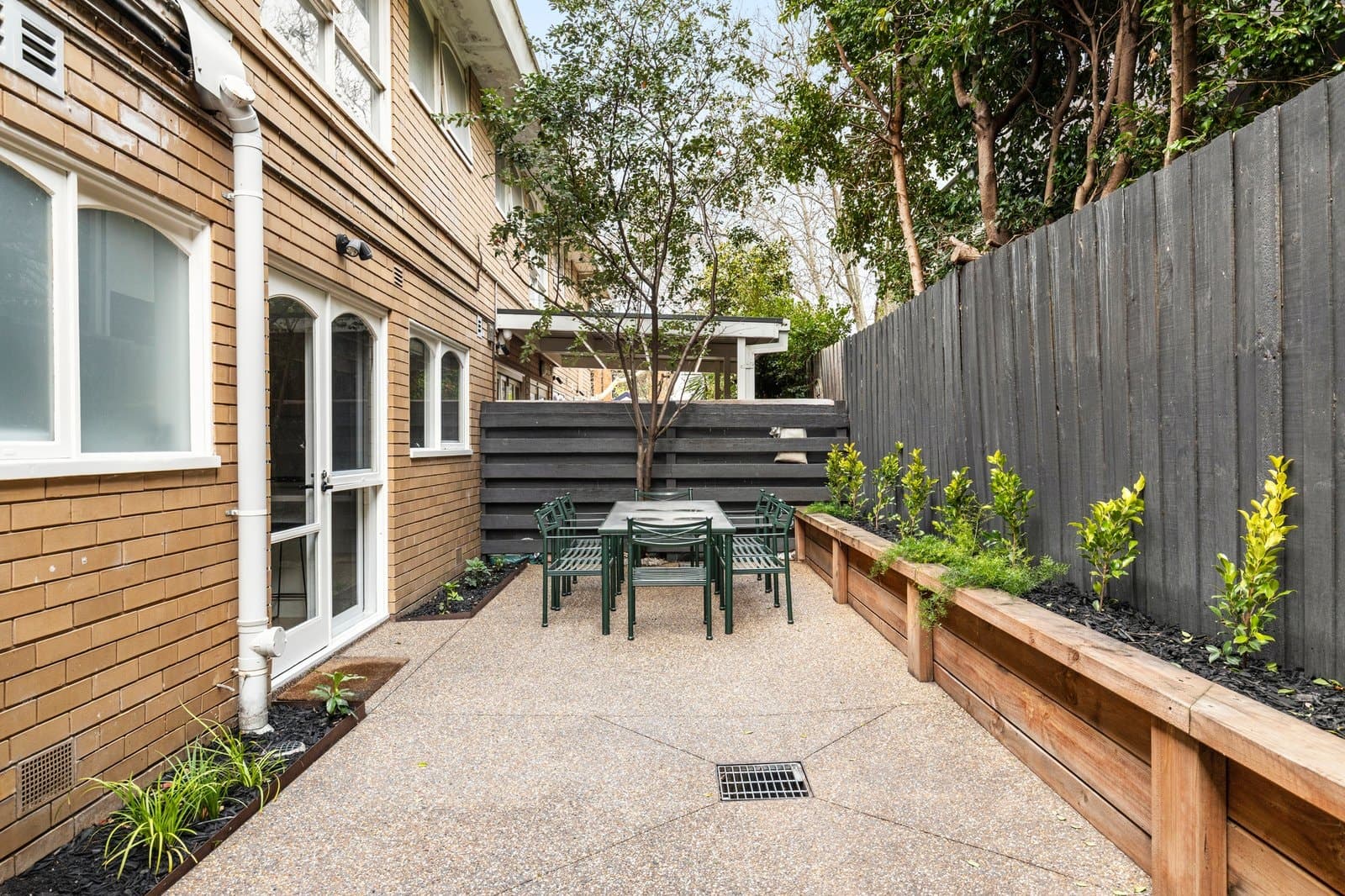 2/107 Walpole Street, Kew - Thumbnail 2
