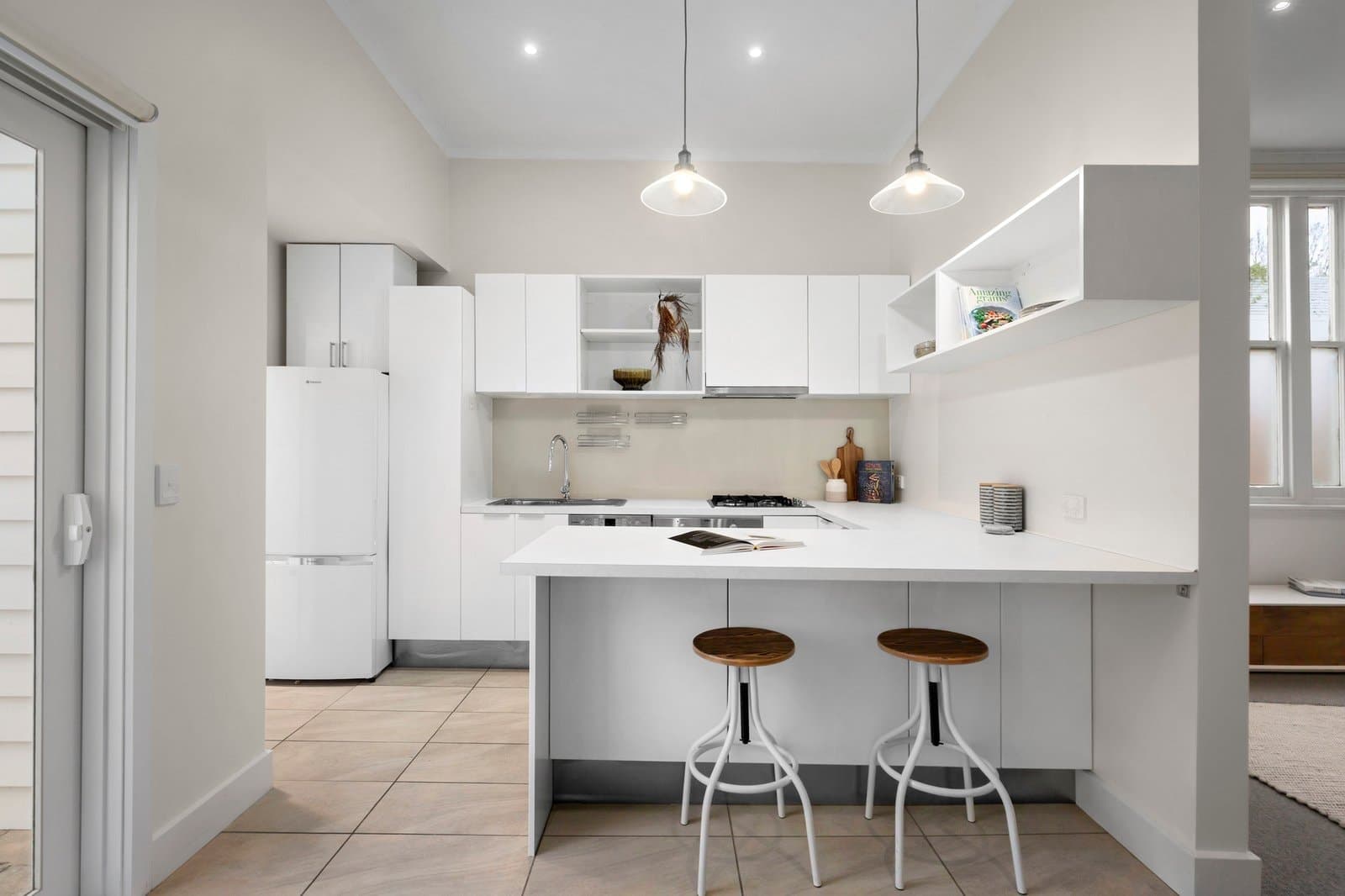 65 Ogrady Street, Albert Park - Thumbnail 4