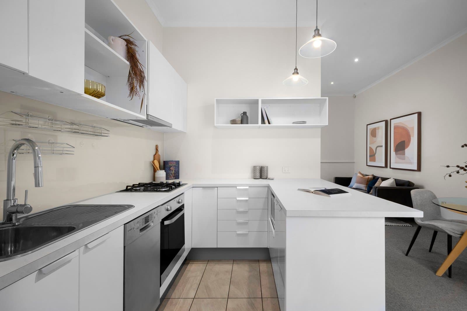 65 Ogrady Street, Albert Park - Thumbnail 5
