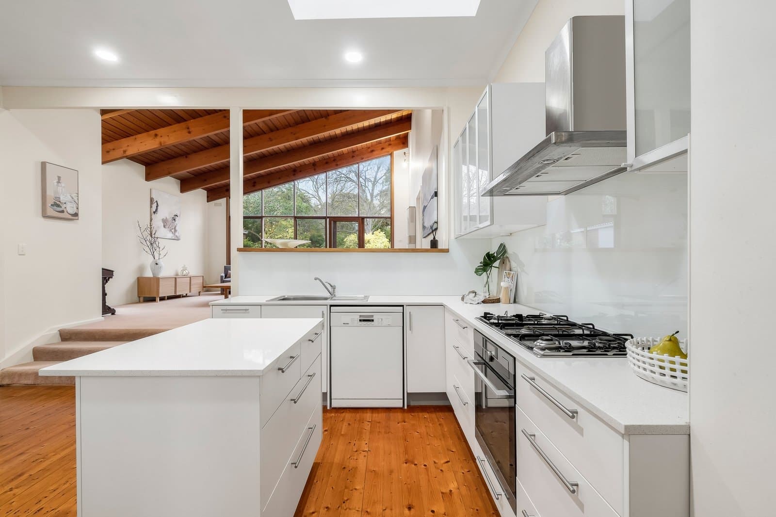 10 Carrick Street, Mont Albert North - Thumbnail 8