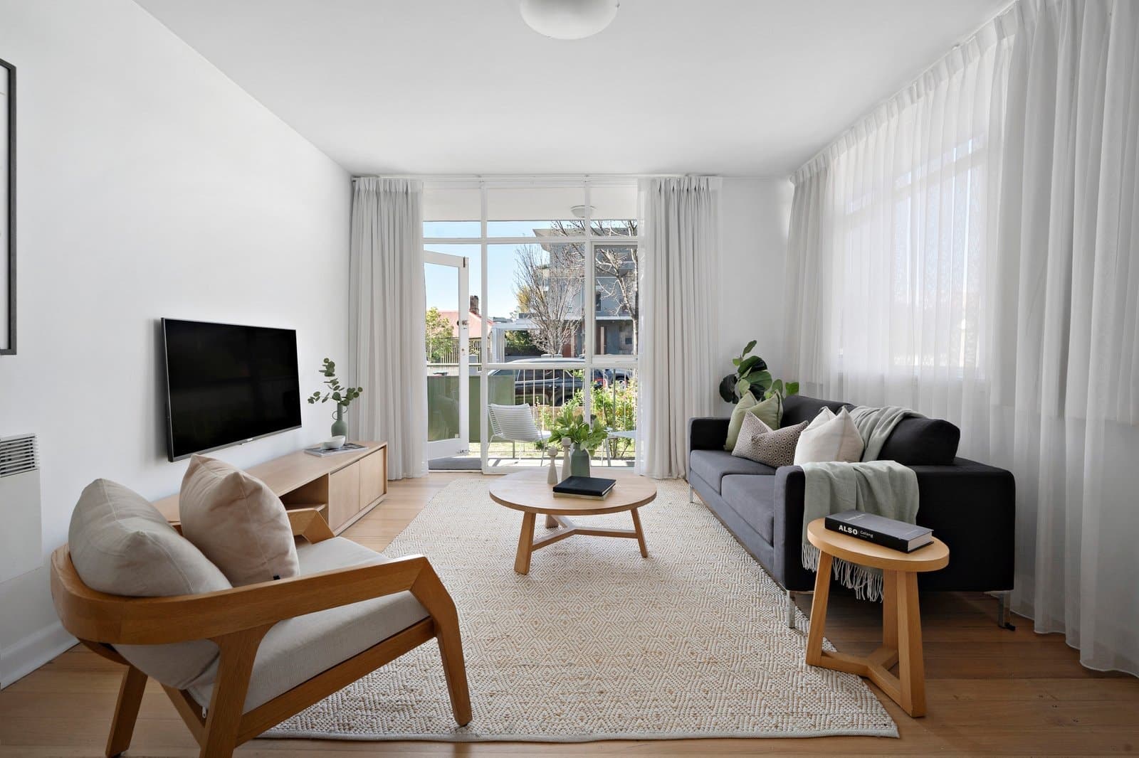 1/7 Wattletree Road, Armadale - Image 1
