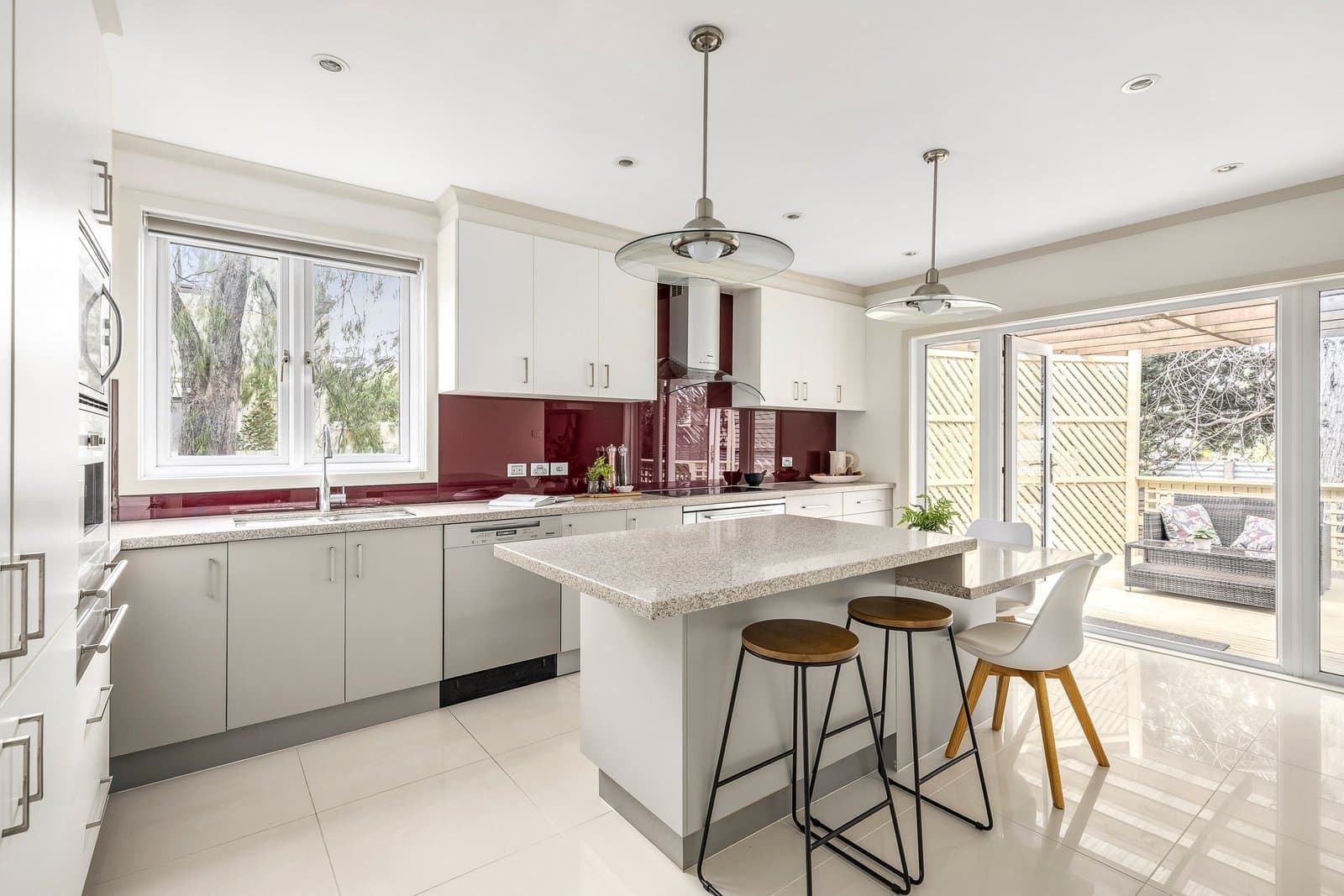 2/82 Power Street, Hawthorn - Thumbnail 2
