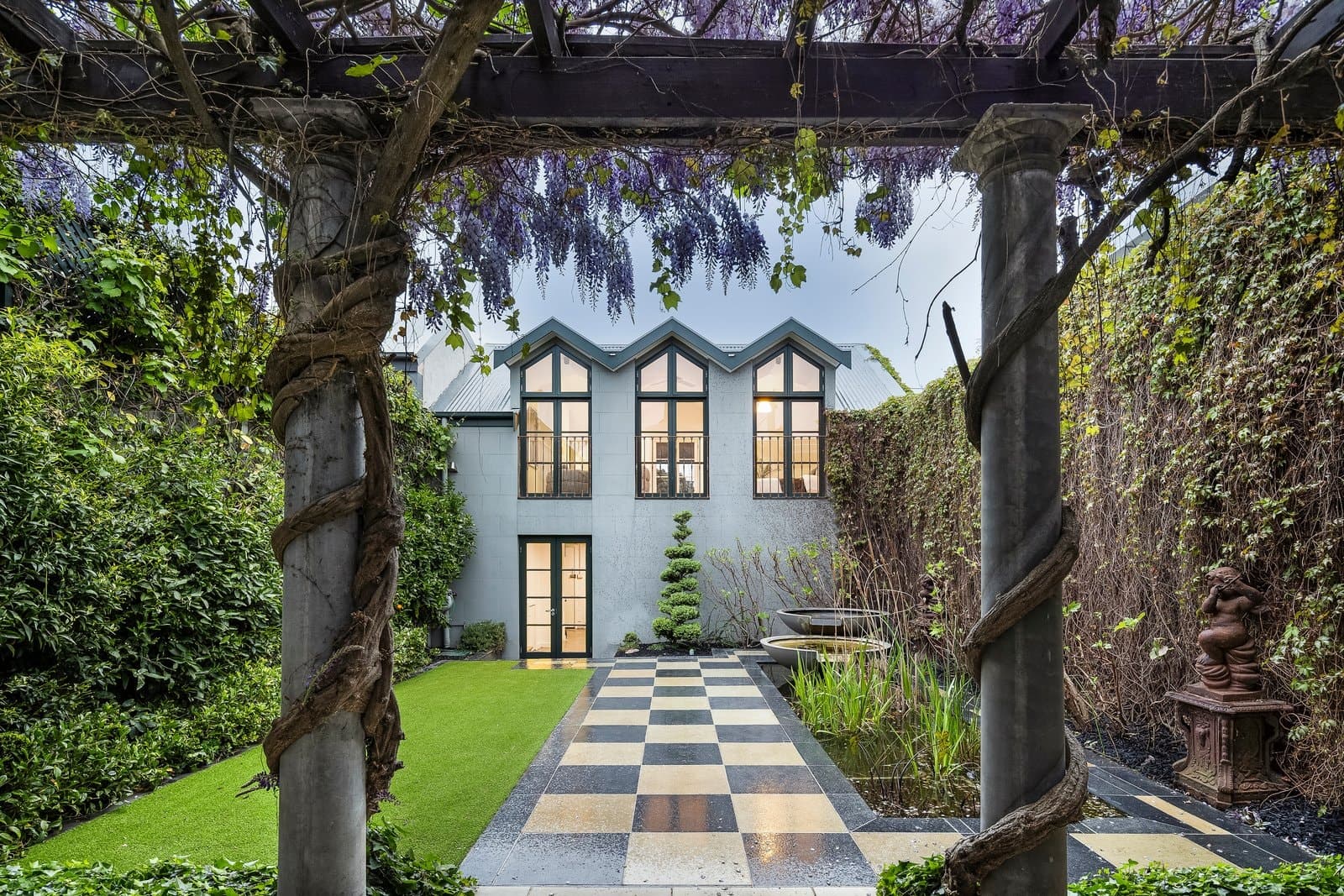 18 Canterbury Road, Albert Park - Thumbnail 3
