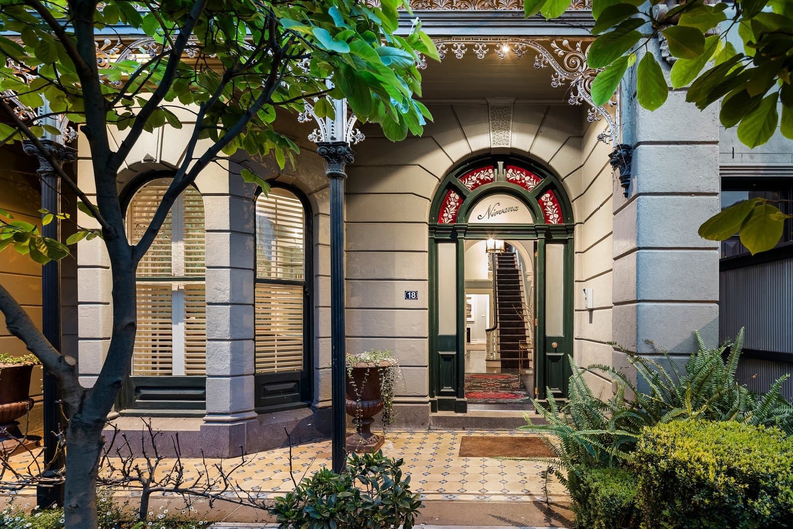 18 Canterbury Road, Albert Park - Thumbnail 4