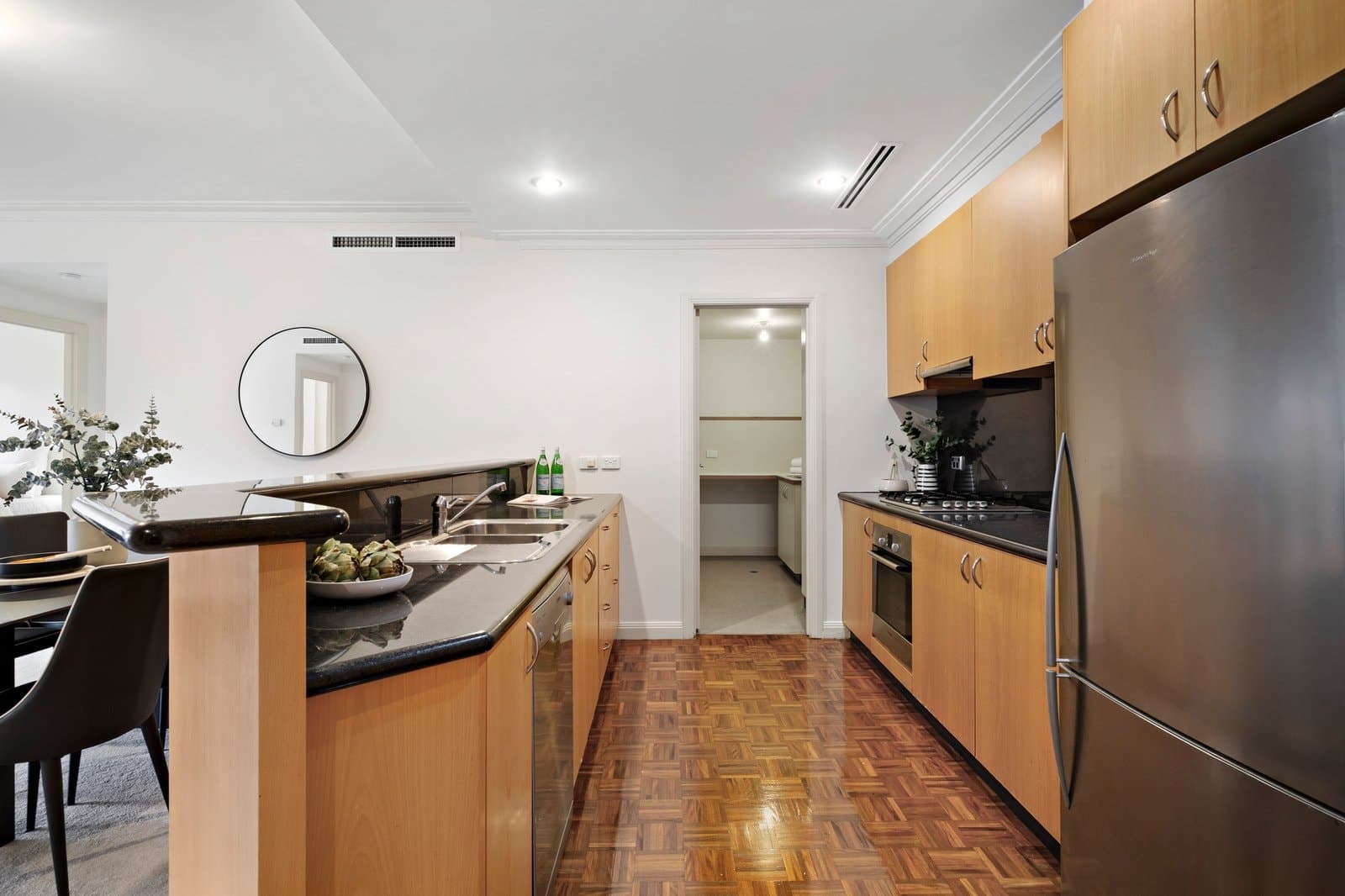 29/85 Alexandra Avenue, South Yarra - Thumbnail 5